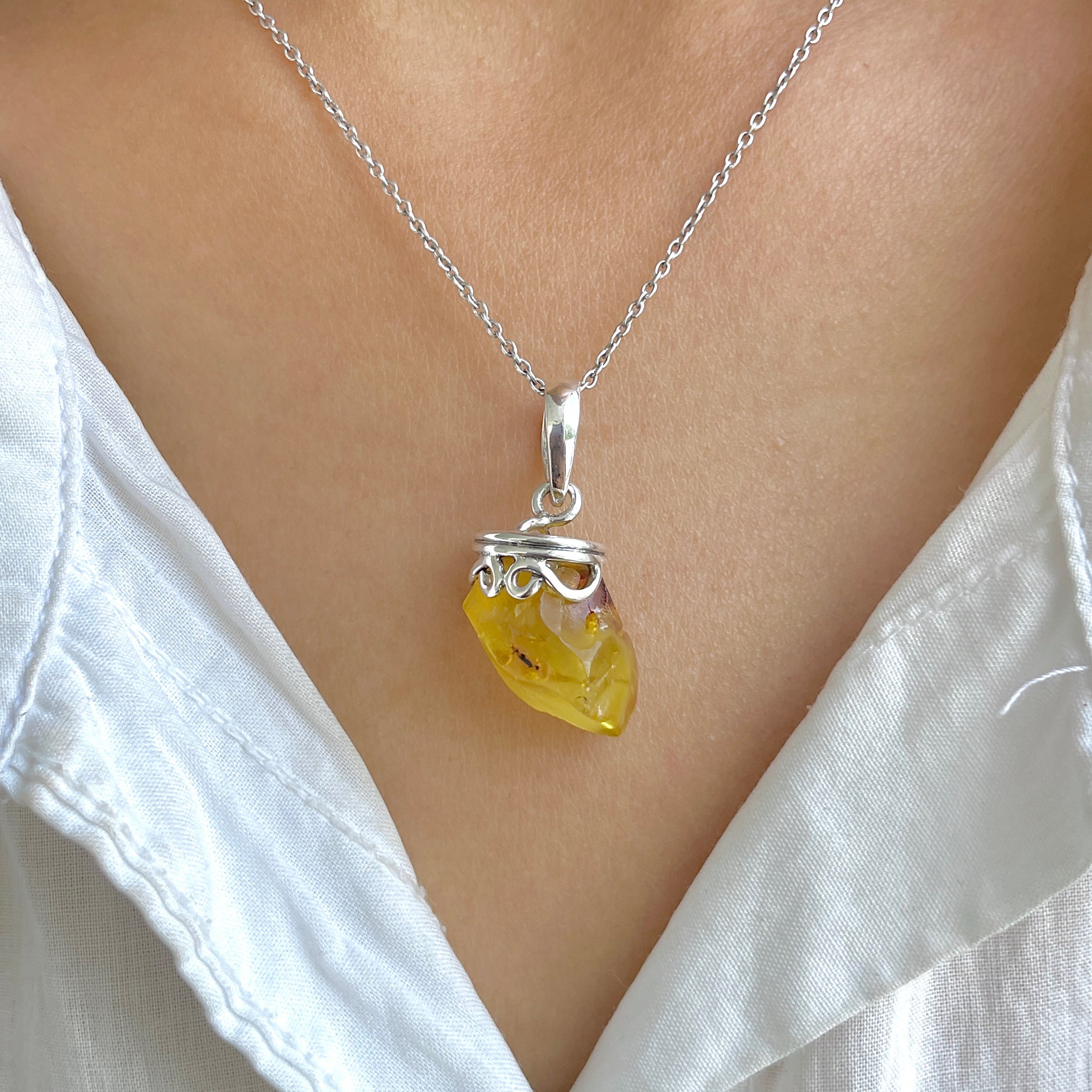 Amber Pendant-(AMB-P-71.)