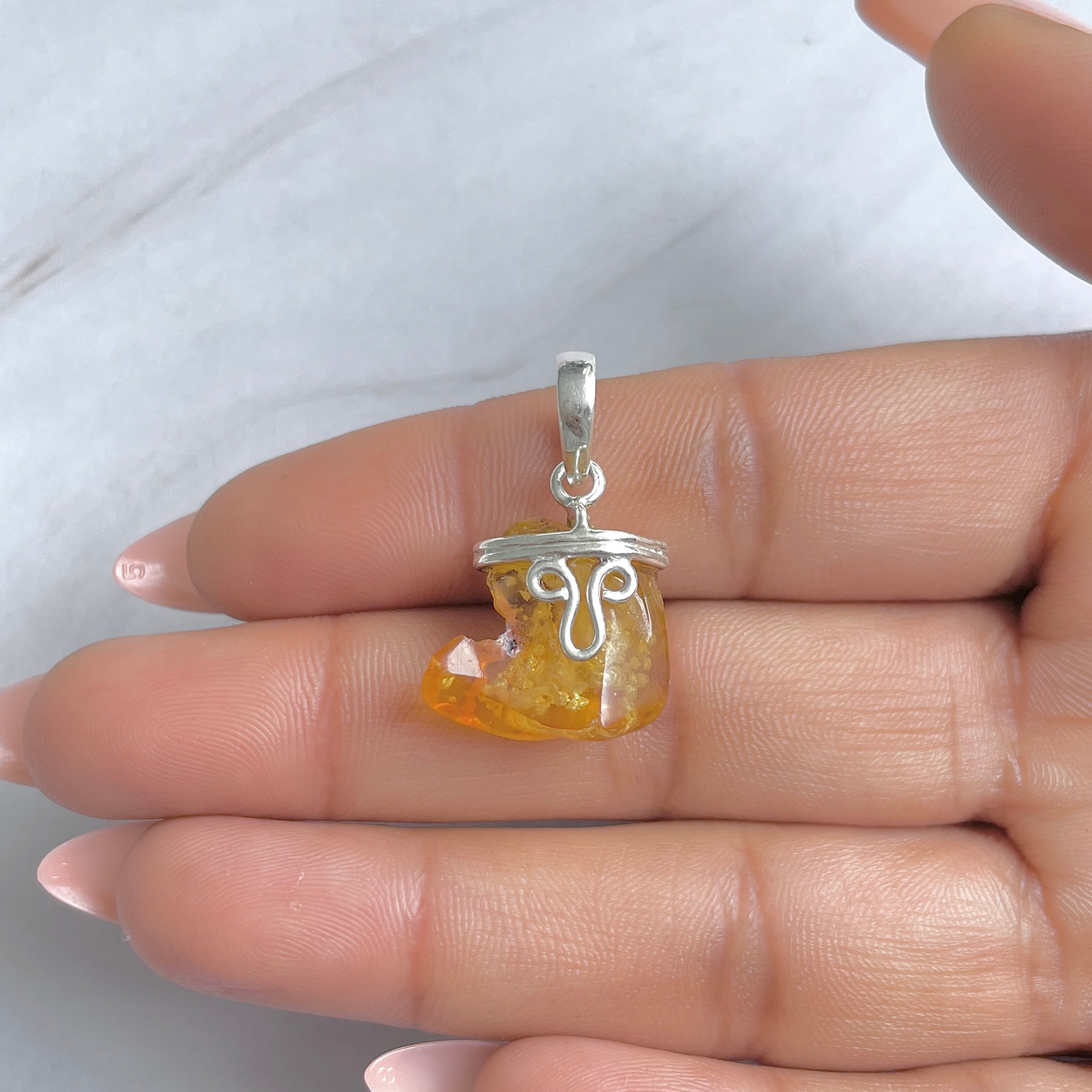 Amber Pendant-(AMB-P-72.)
