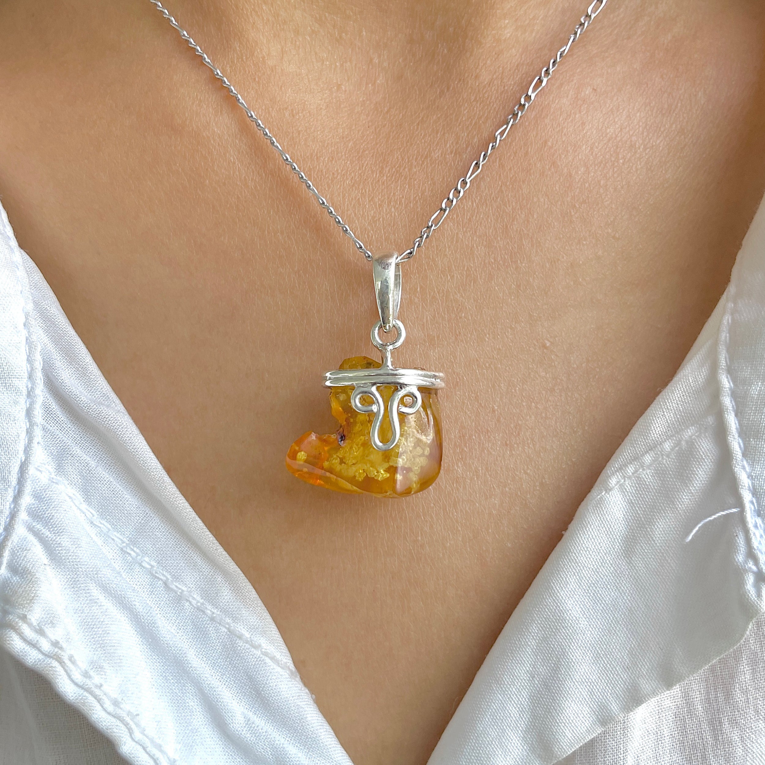 Amber Pendant-(AMB-P-72.)