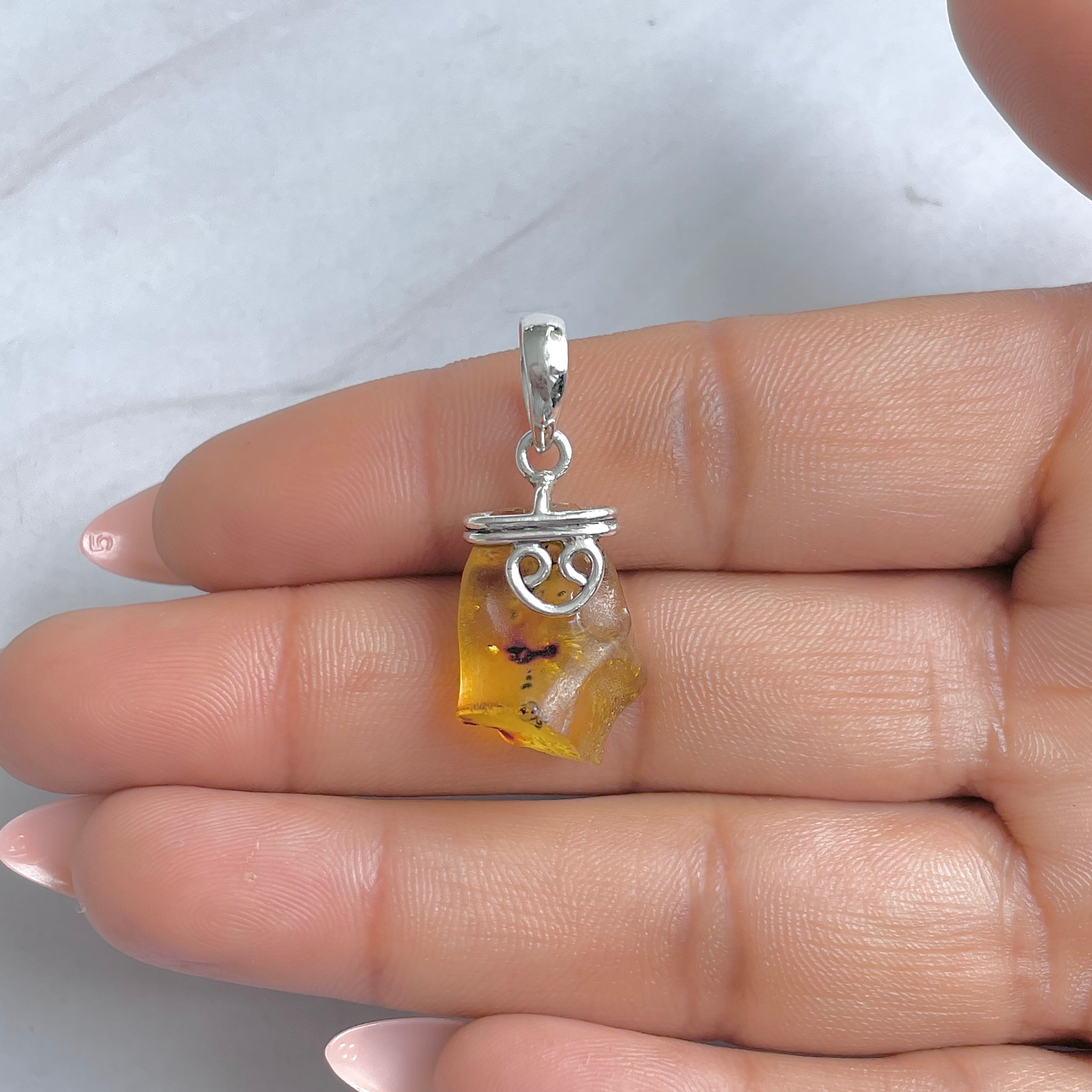 Amber Pendant-(AMB-P-73.)