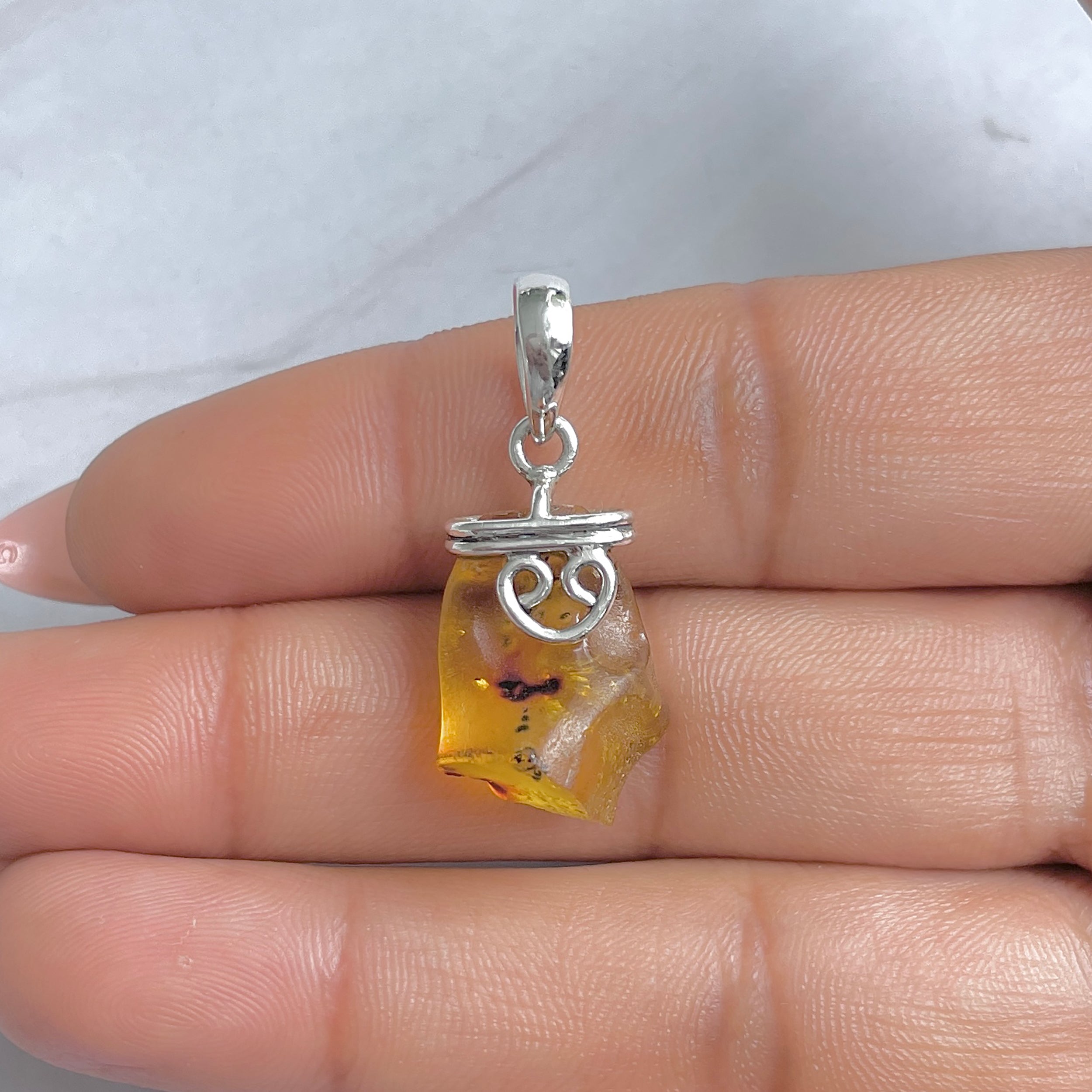 Amber Pendant-(AMB-P-73.)