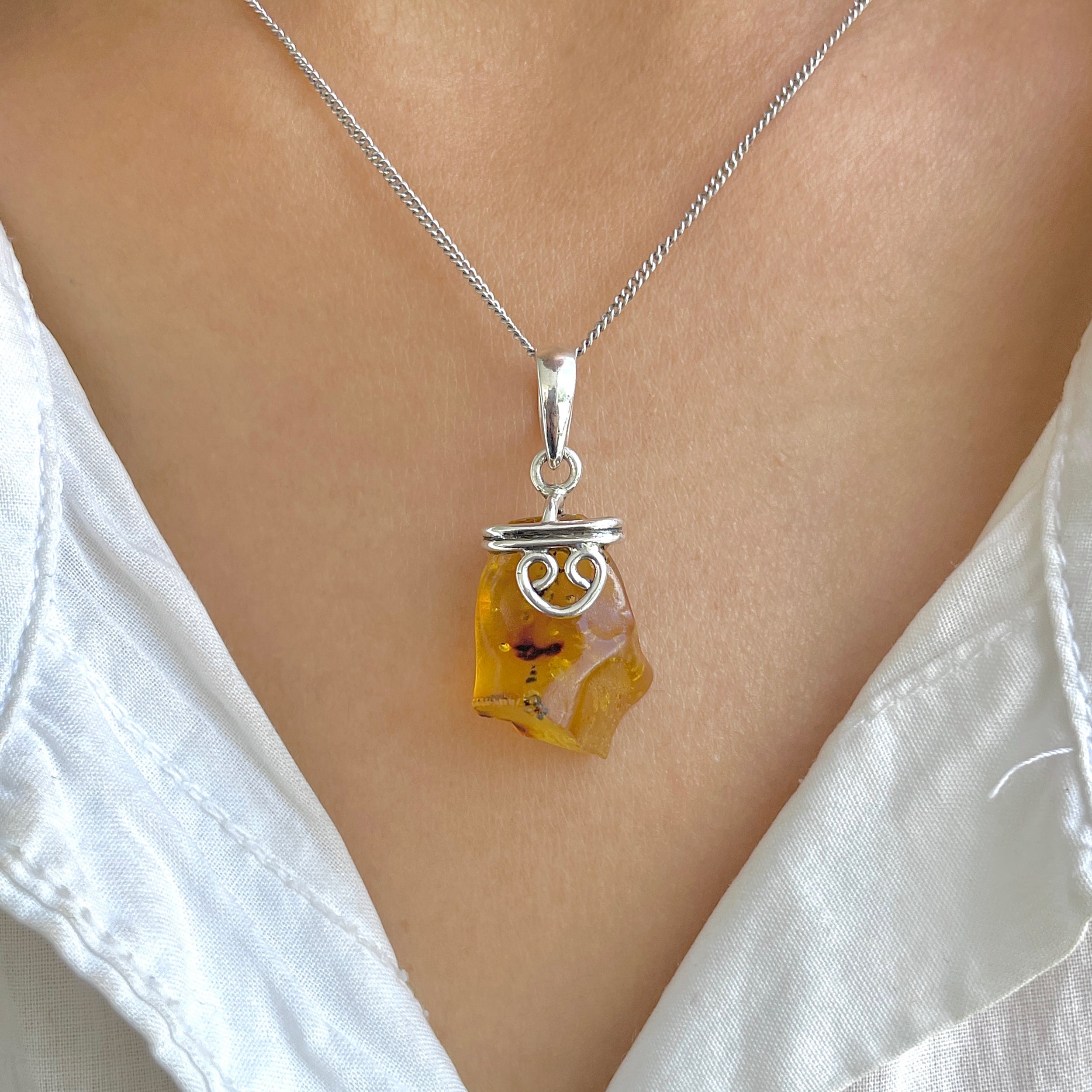 Amber Pendant-(AMB-P-73.)