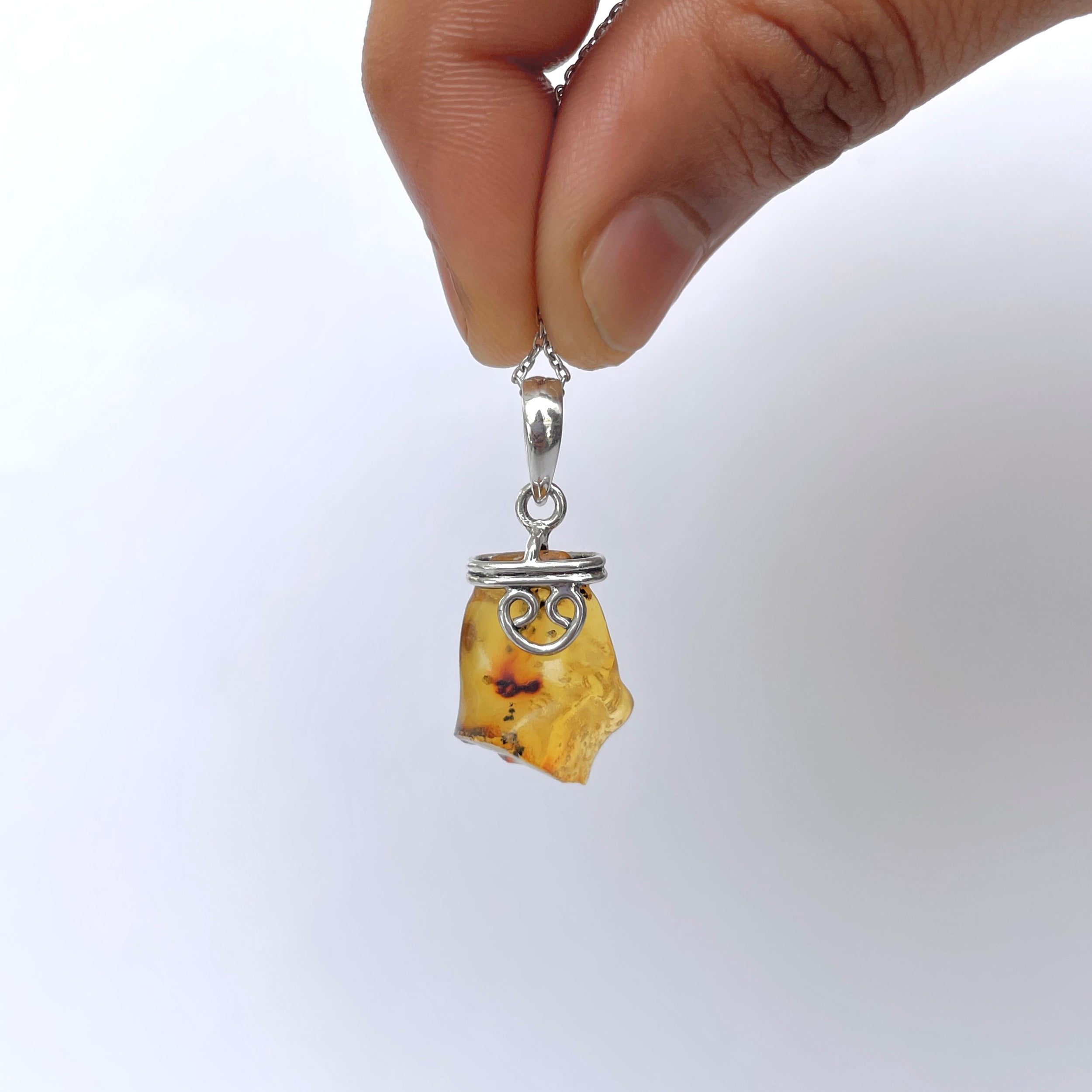 Amber Pendant-(AMB-P-73.)