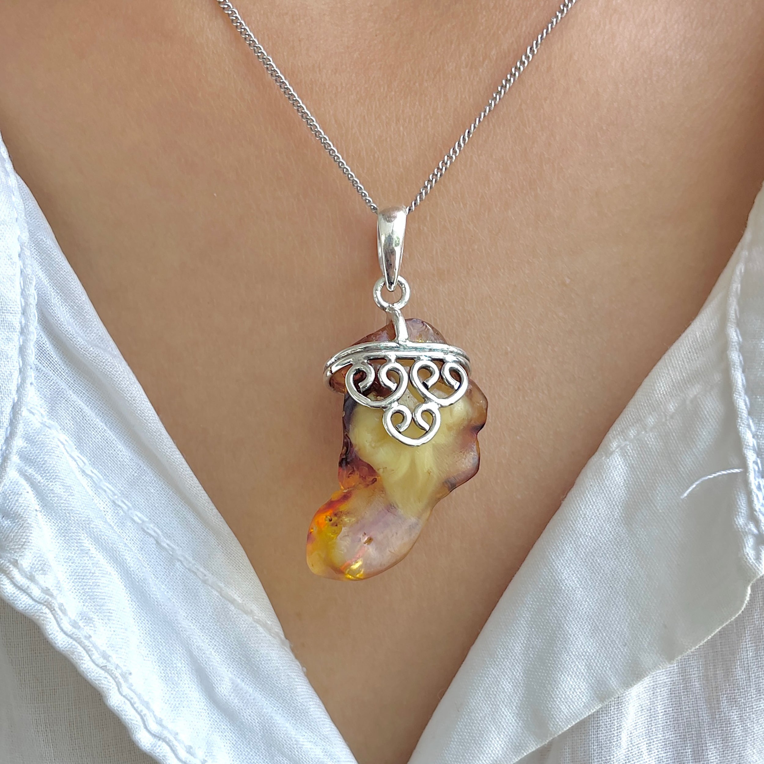 Amber Pendant-(AMB-P-78.)
