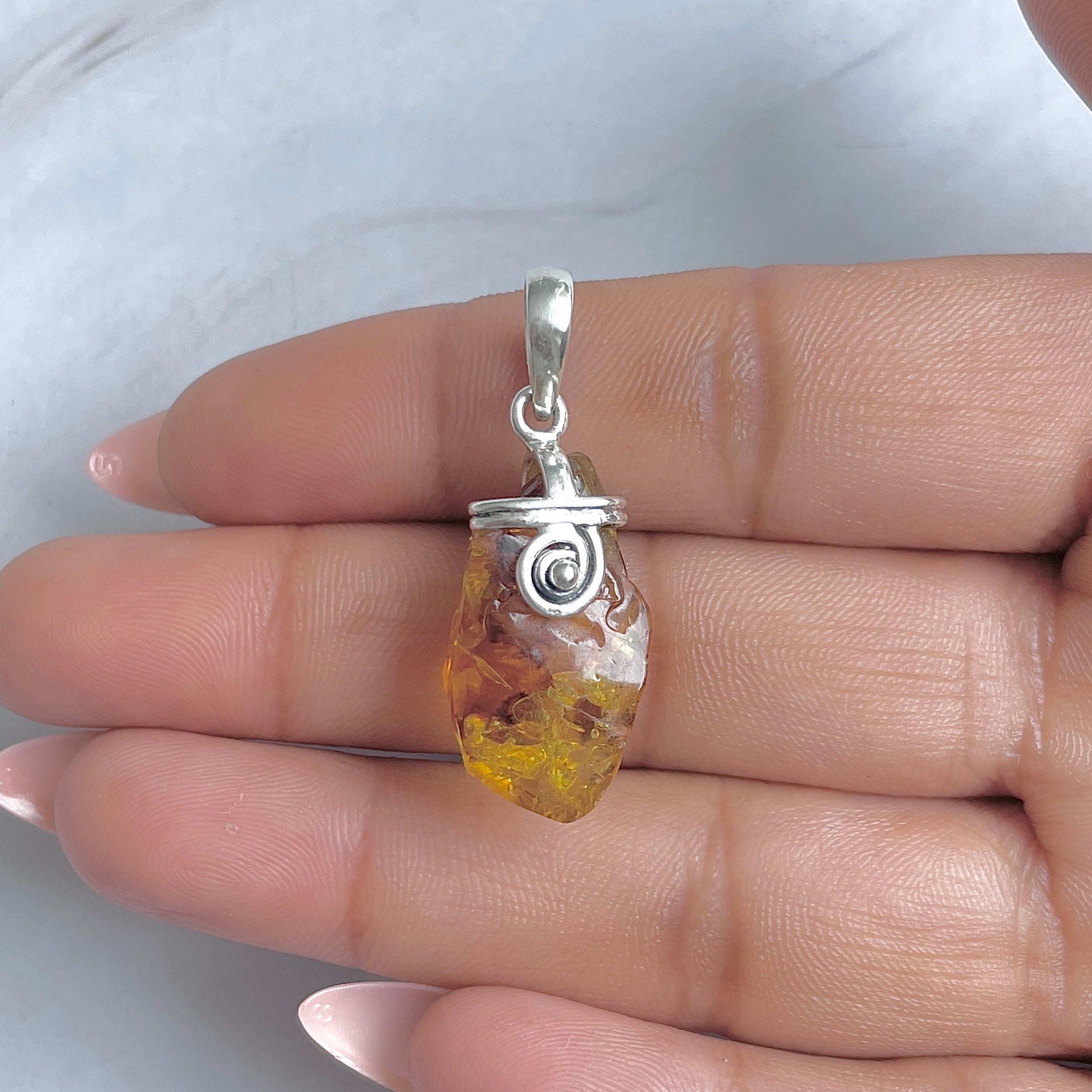 Amber Pendant-(AMB-P-79.)