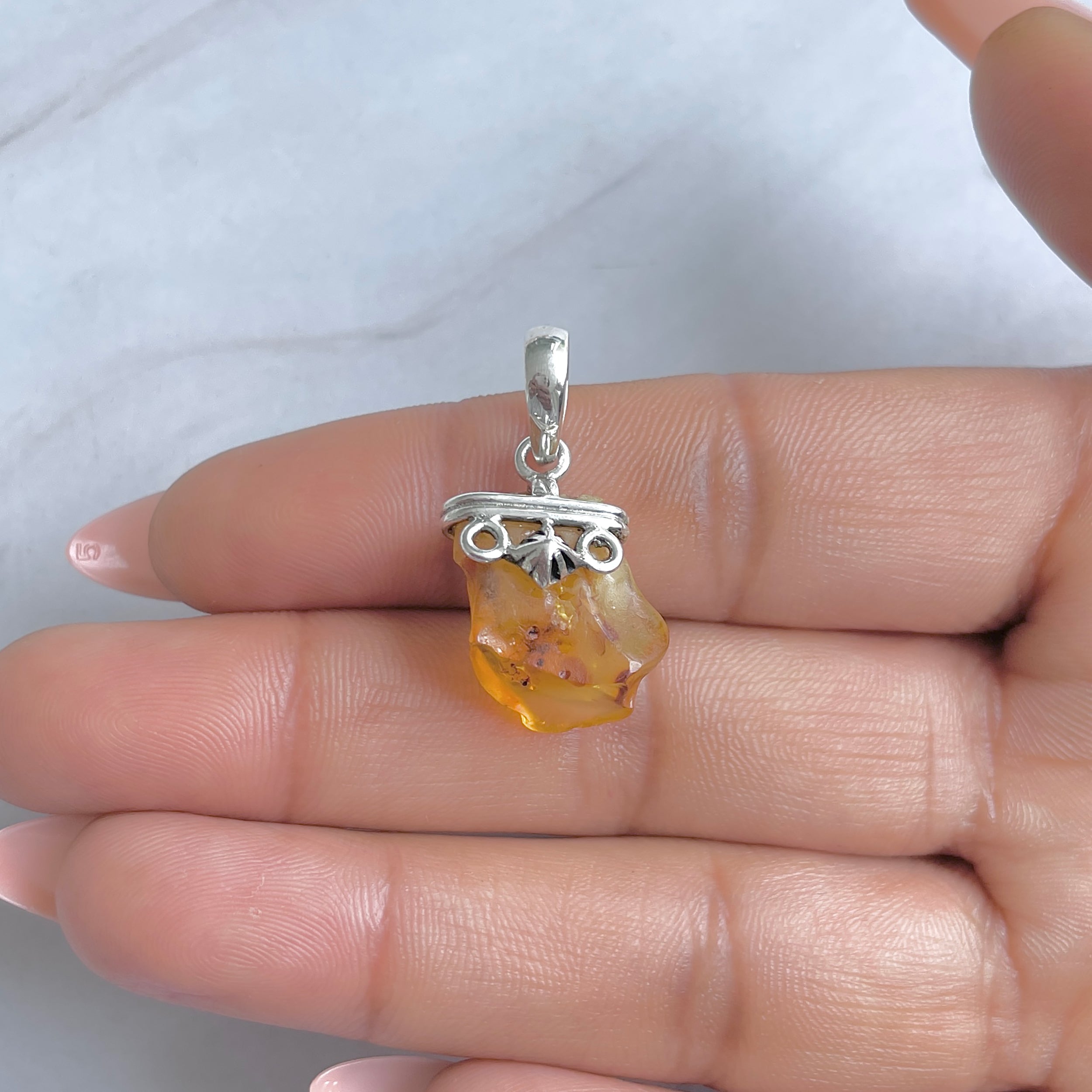 Amber Pendant-(AMB-P-81.)