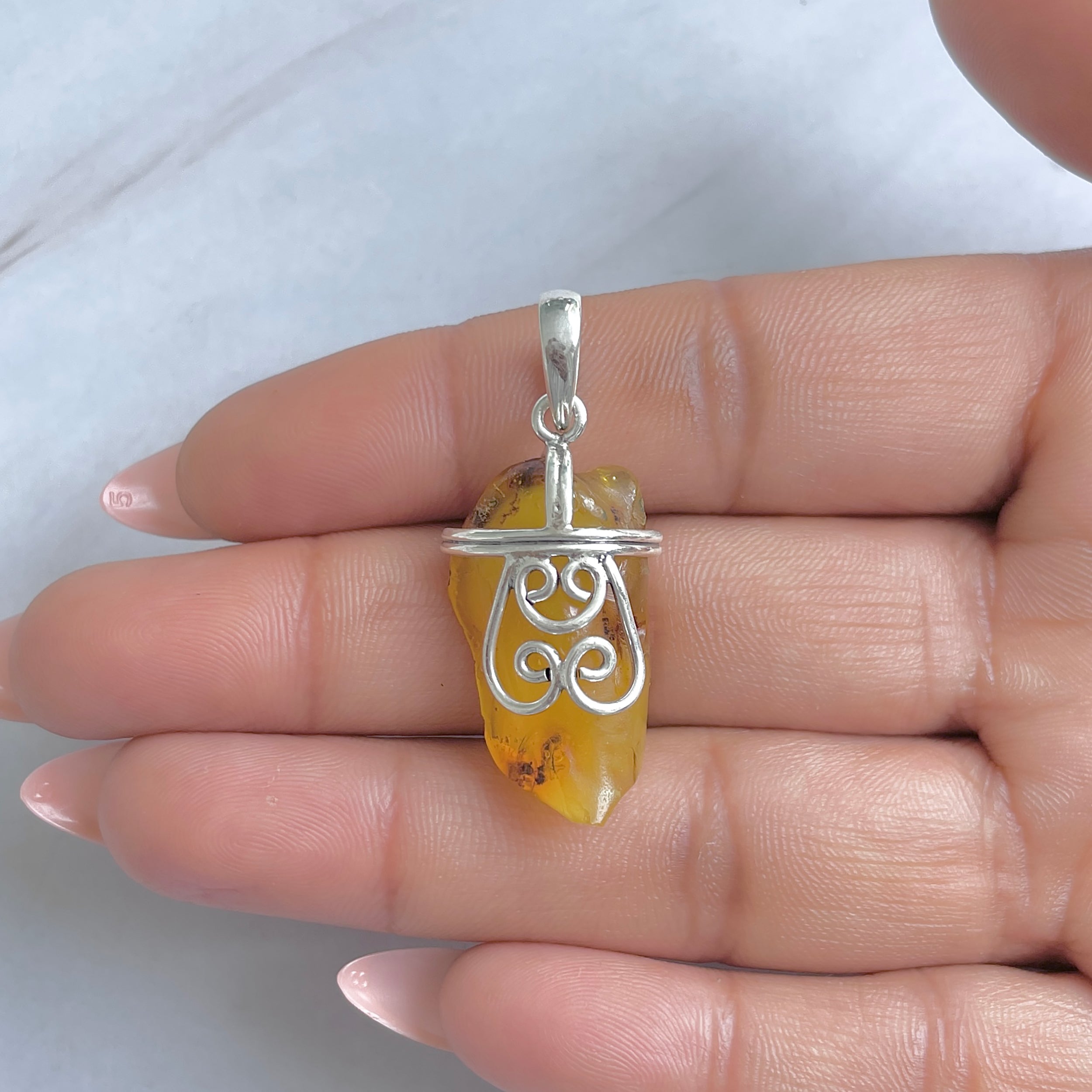 Amber Pendant-(AMB-P-83.)
