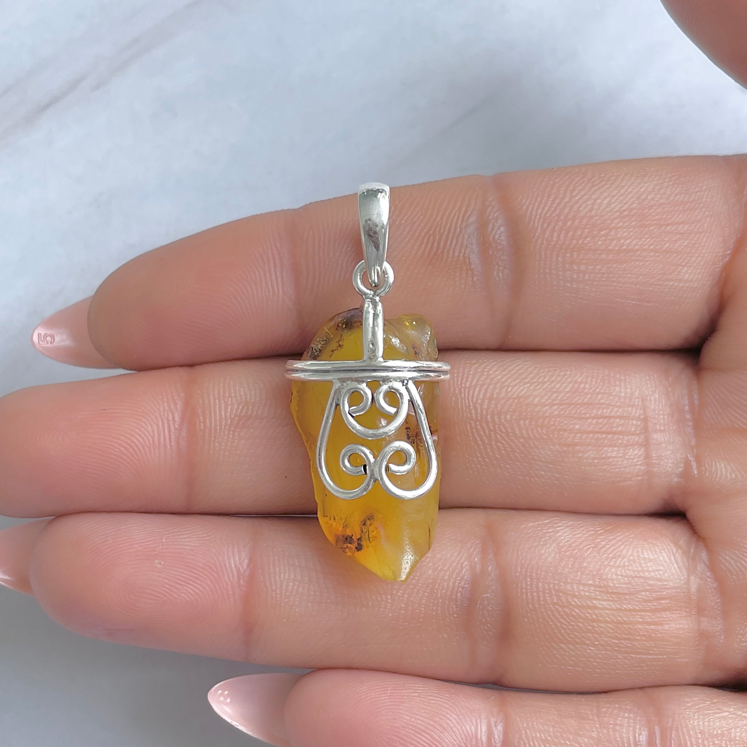 Amber Pendant-(AMB-P-83.)