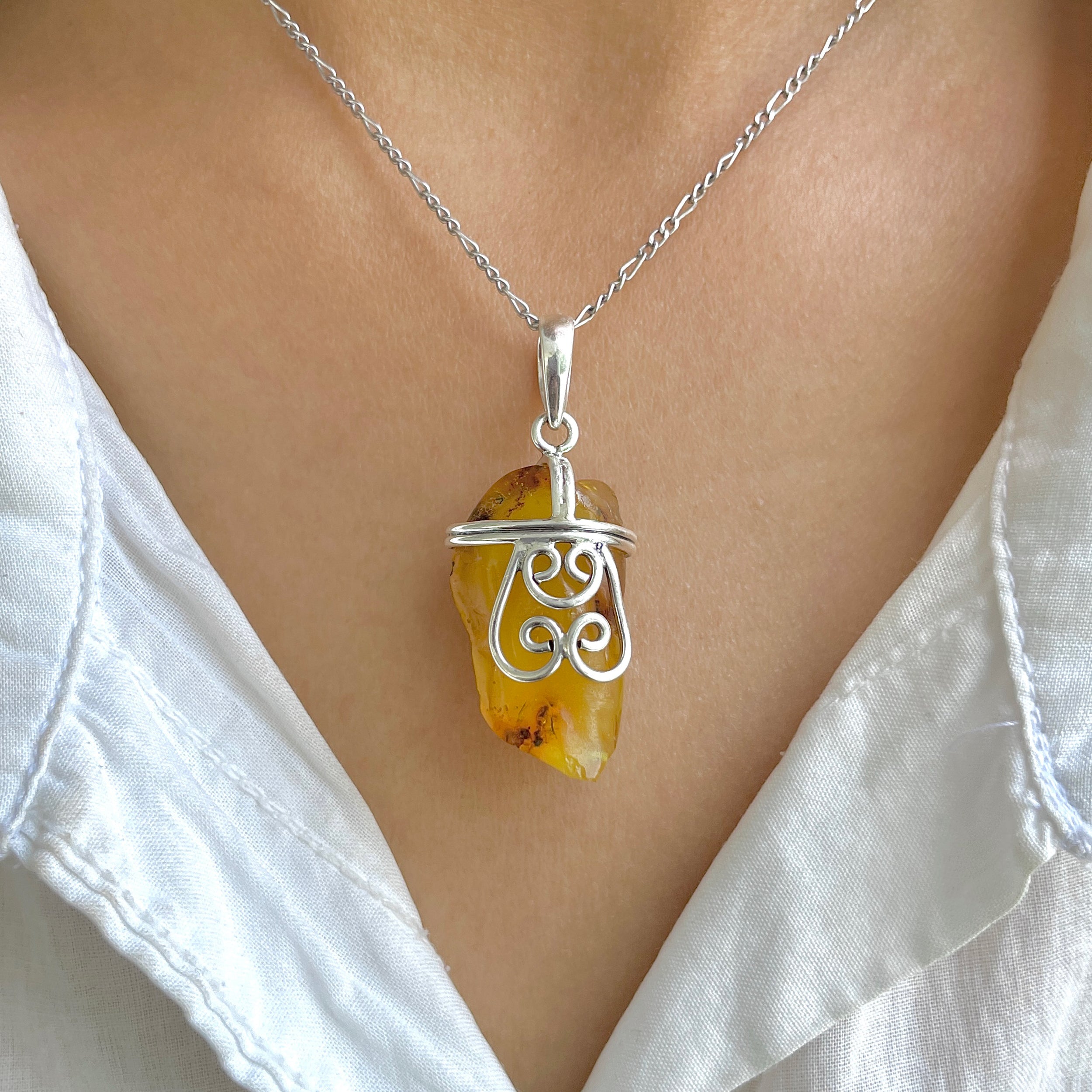 Amber Pendant-(AMB-P-83.)