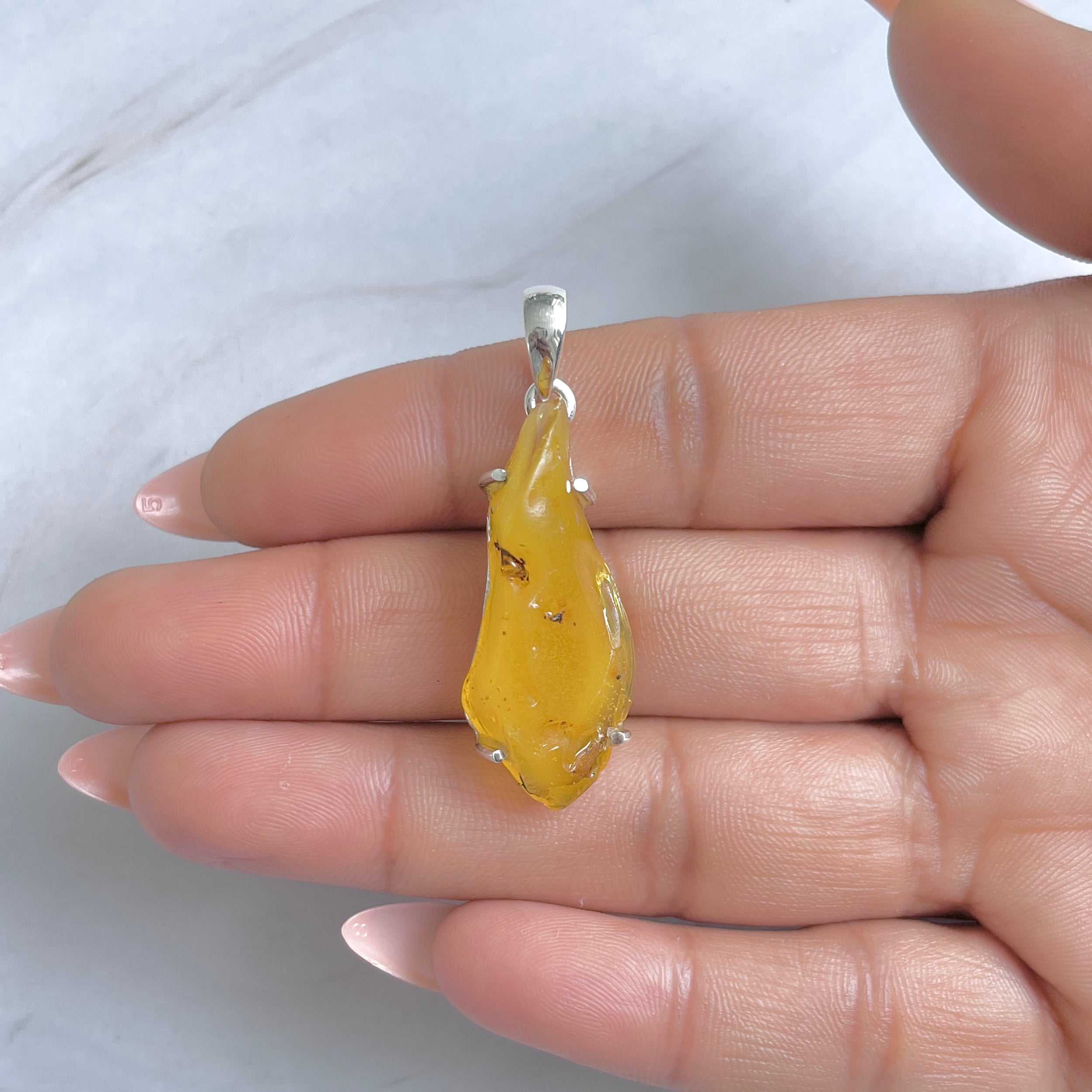 Amber Pendant-(AMB-P-84.)
