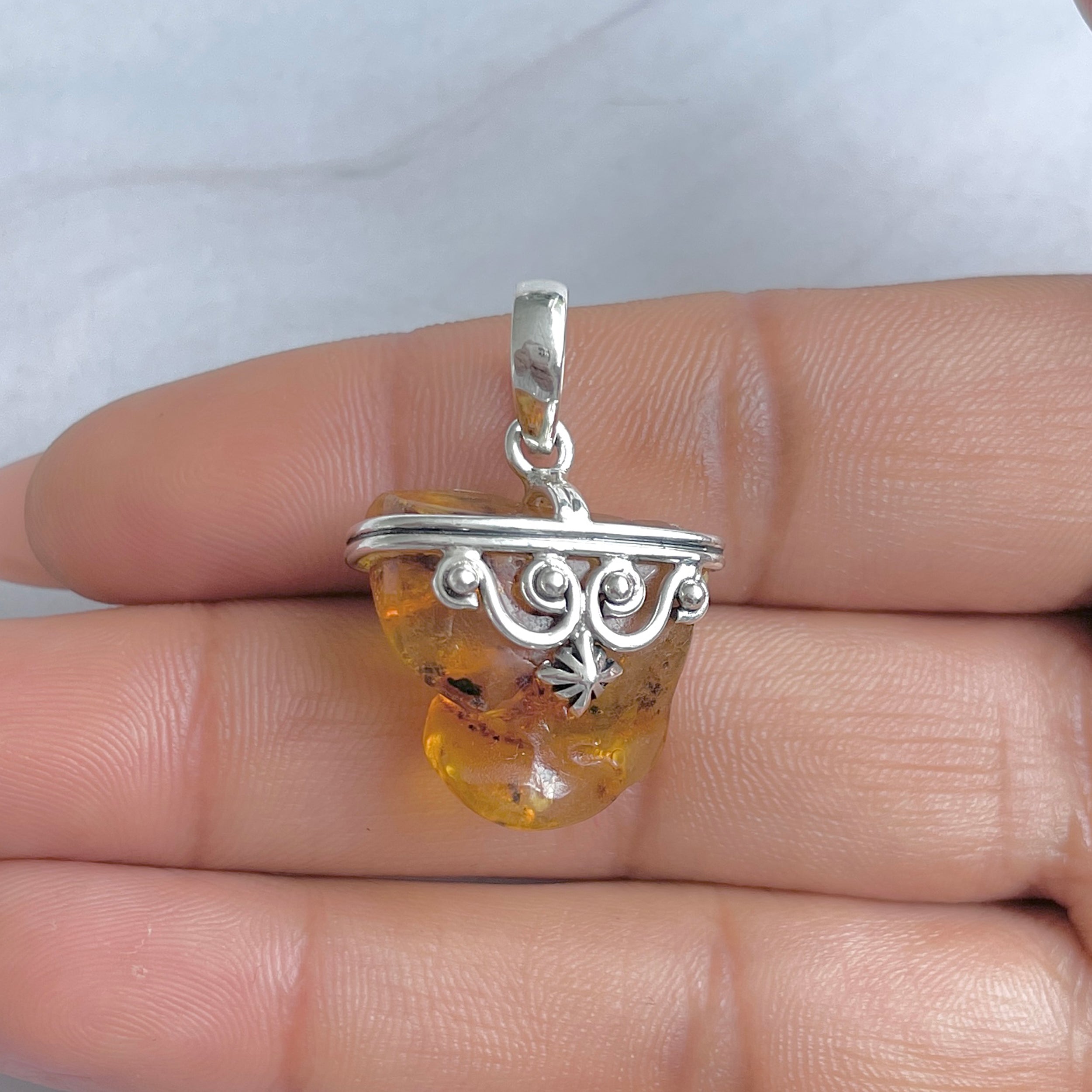 Amber Pendant-(AMB-P-87.)
