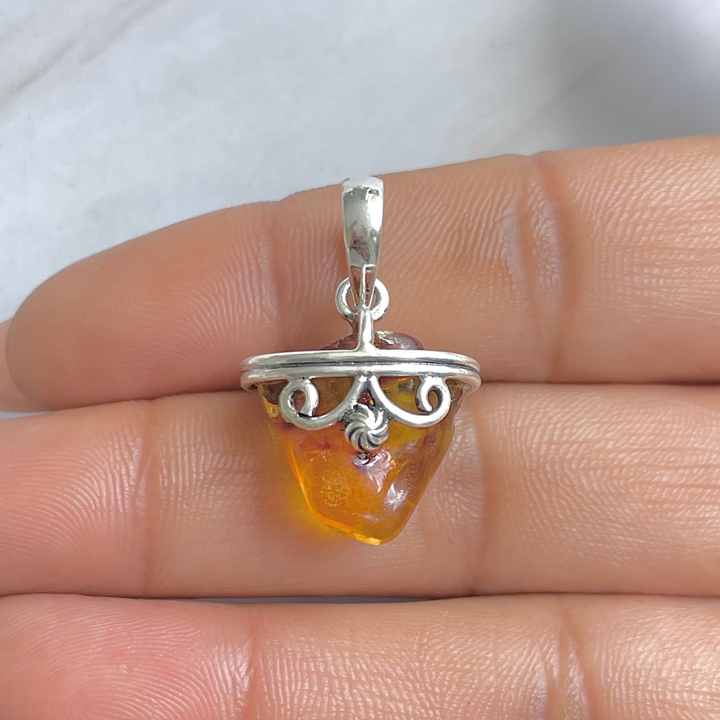 Amber Pendant-(AMB-P-91.)
