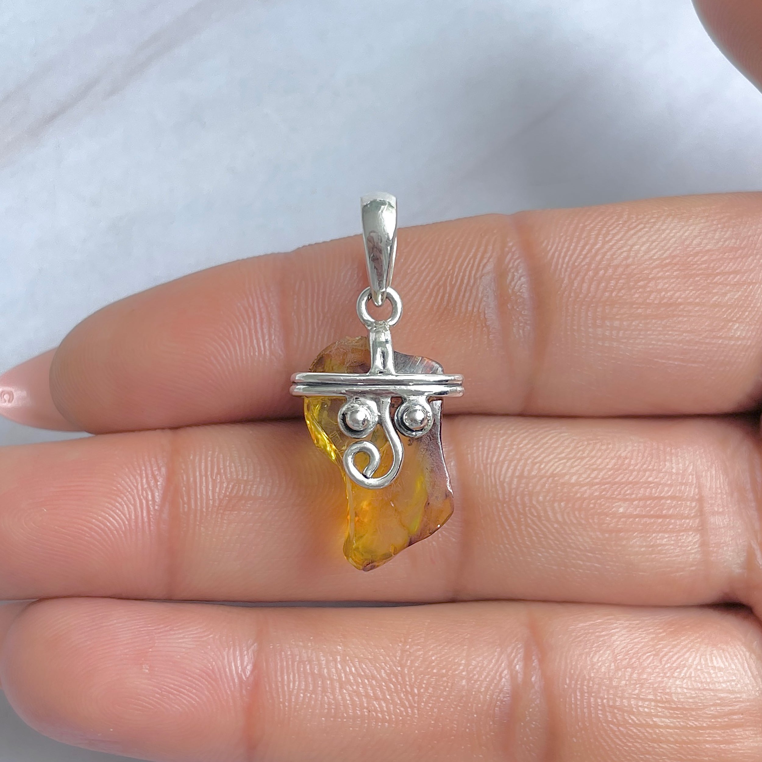 Amber Pendant-(AMB-P-98.)