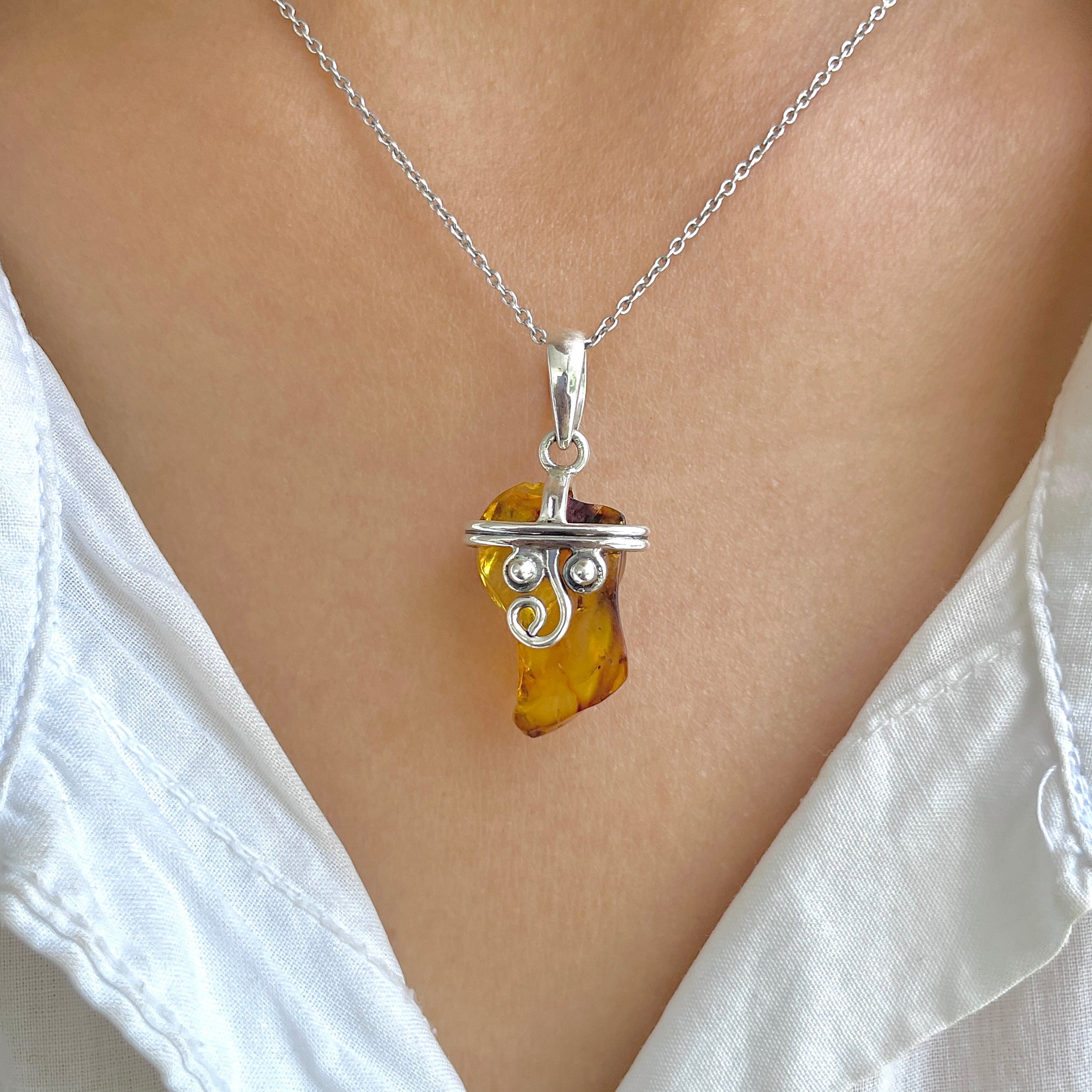 Amber Pendant-(AMB-P-98.)
