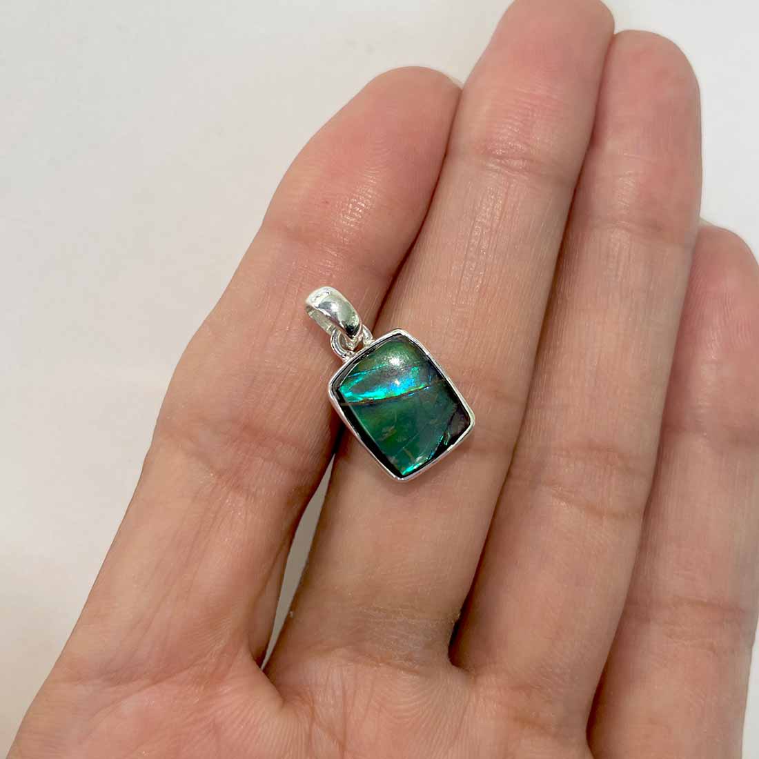 Ammolite Pendants-(AML-P-102.)