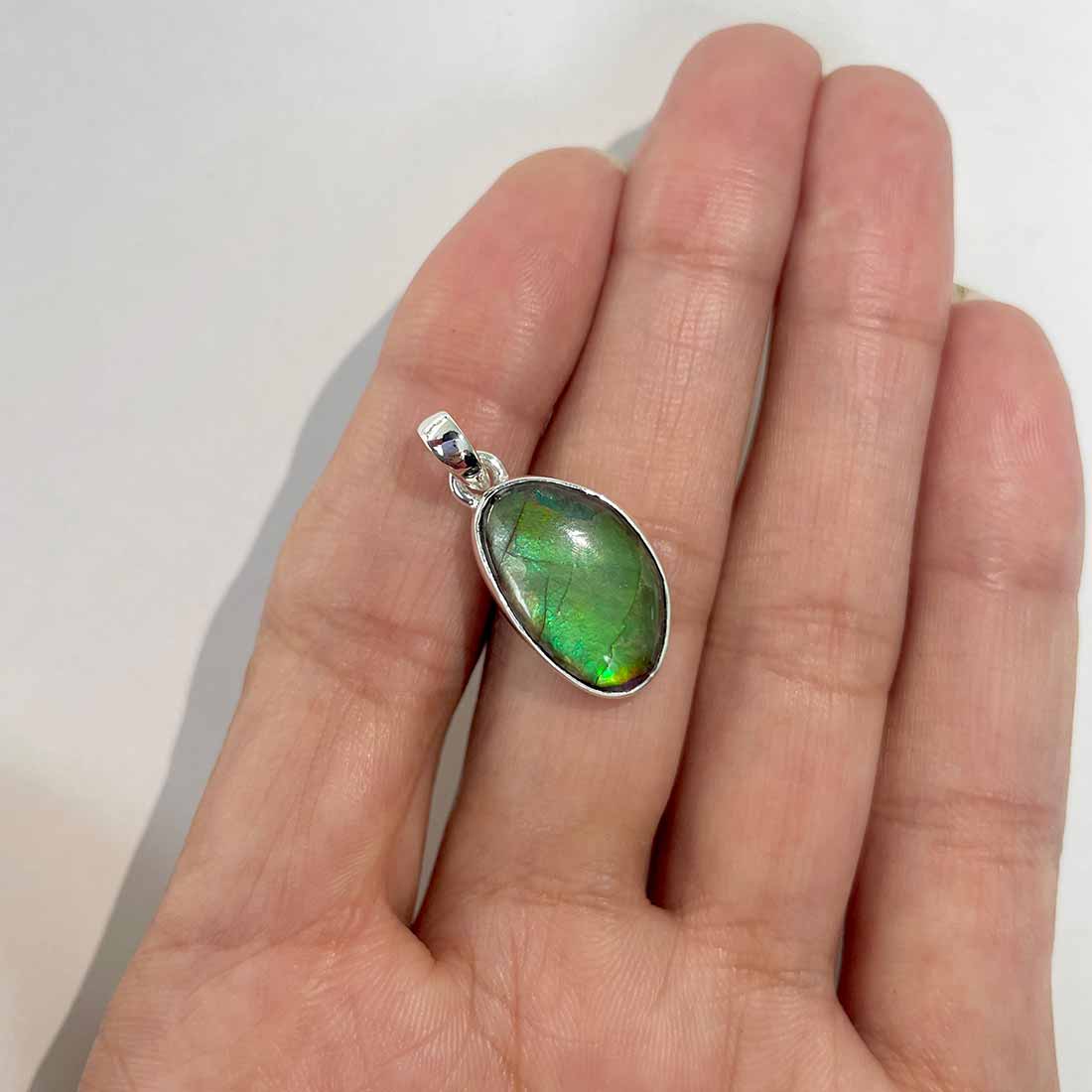 Ammolite Pendants-(AML-P-115.)