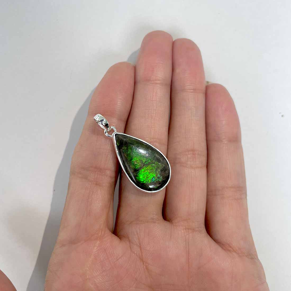 Ammolite Pendants-(AML-P-123.)