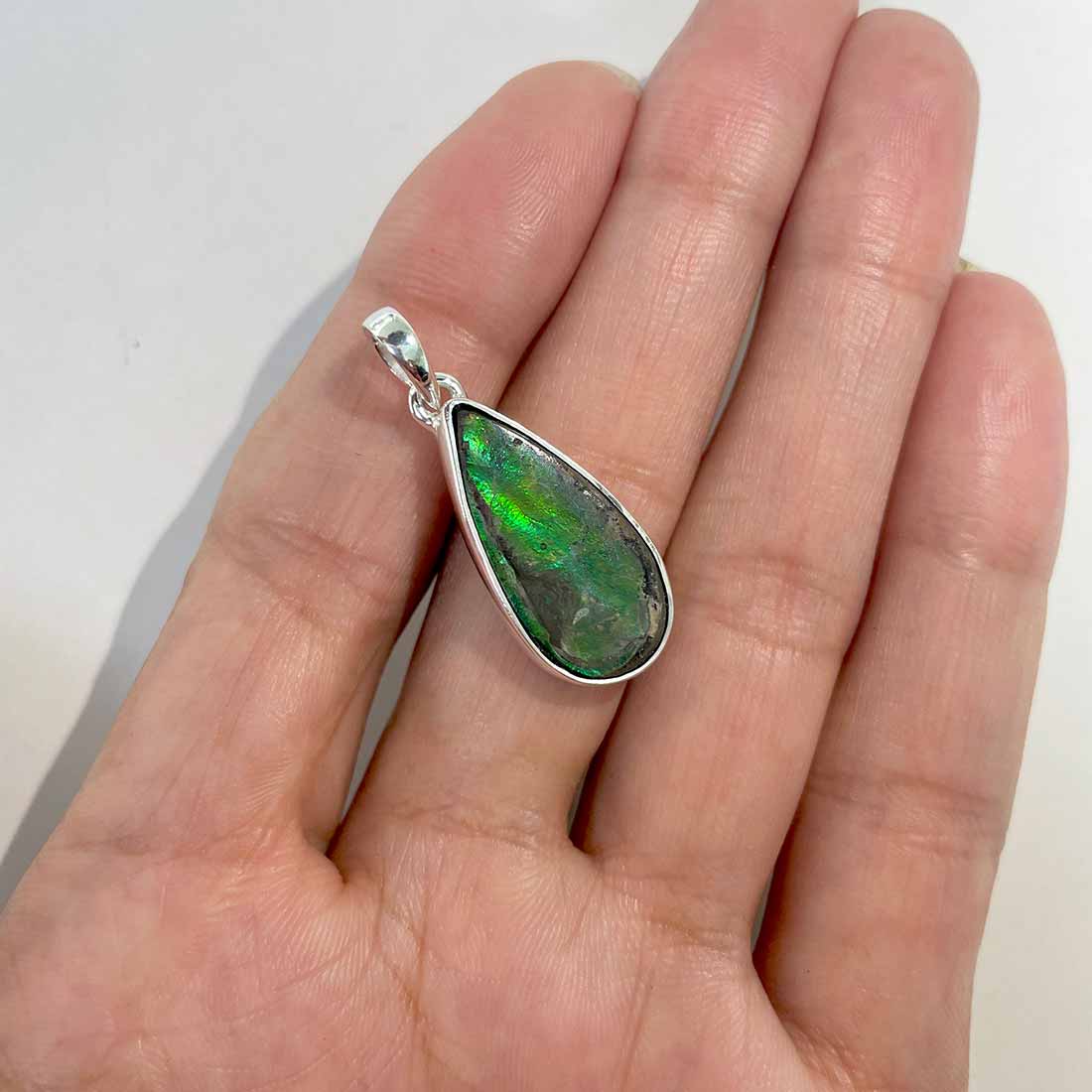 Ammolite Pendants-(AML-P-125.)