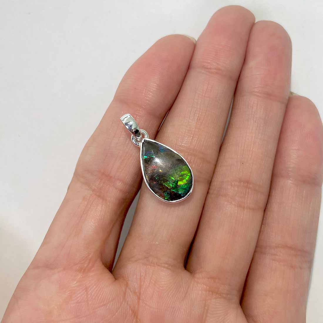 Ammolite Pendants-(AML-P-131.)