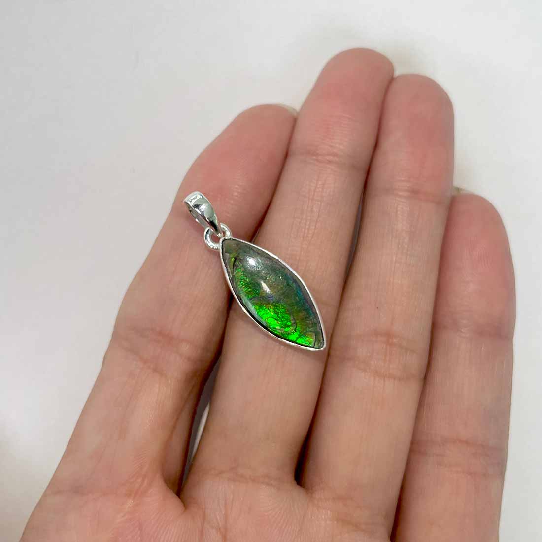 Ammolite Pendants-(AML-P-136.)
