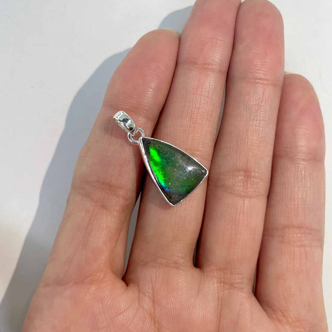 Ammolite Pendants-(AML-P-145.)