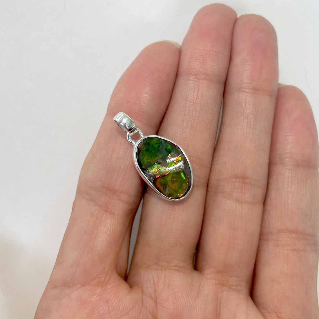 Ammolite Pendants-(AML-P-149.)