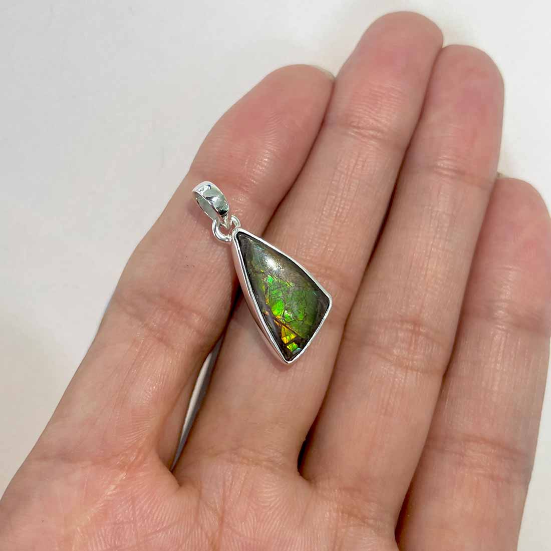 Ammolite Pendants-(AML-P-157.)