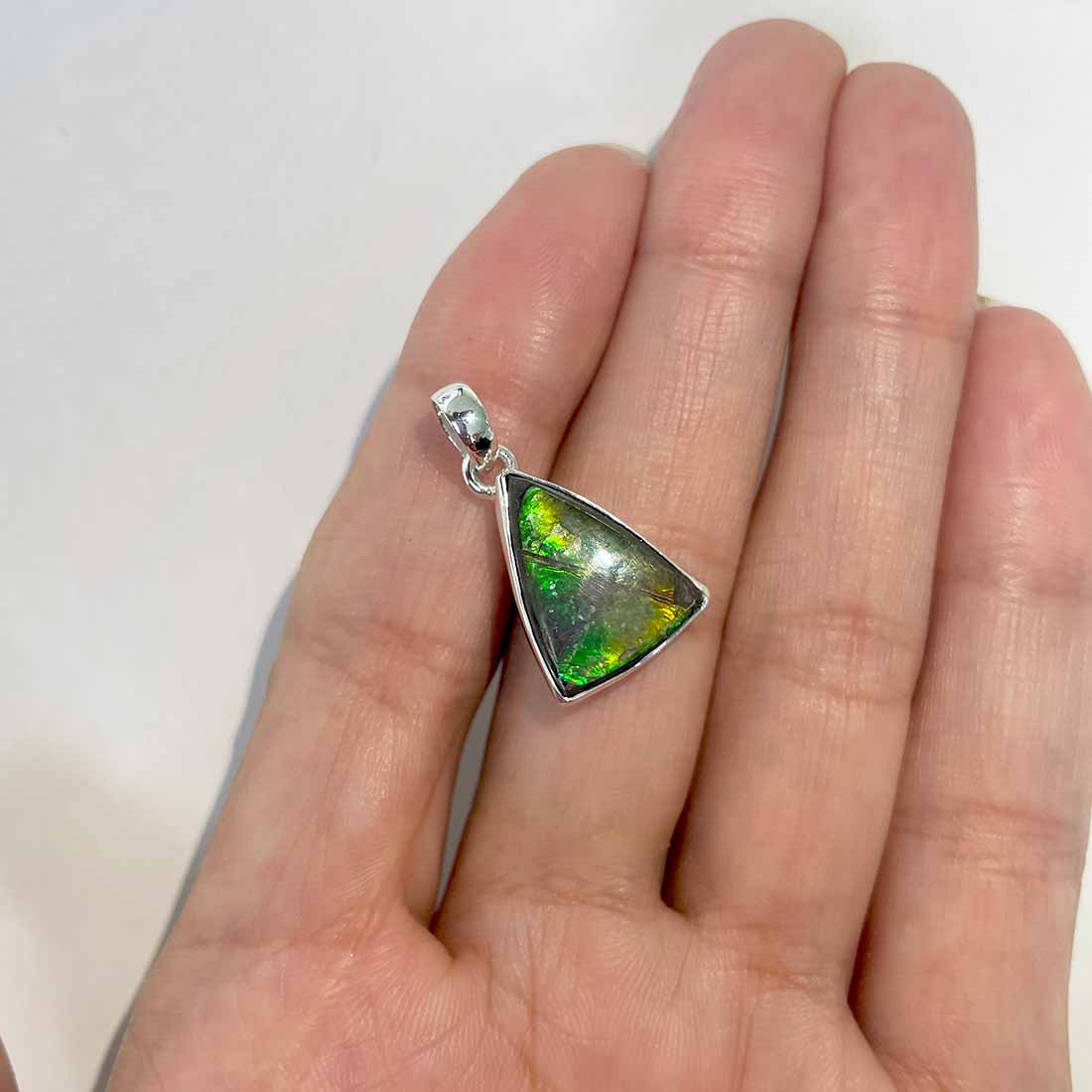 Ammolite Pendants-(AML-P-161.)