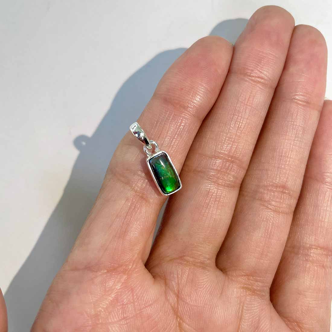 Ammolite Pendants-(AML-P-187.)