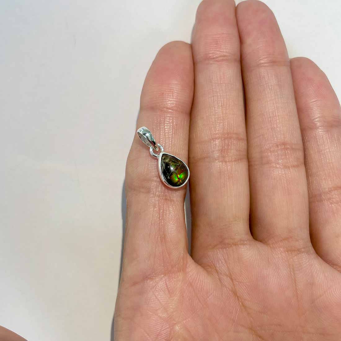 Ammolite Pendants-(AML-P-195.)