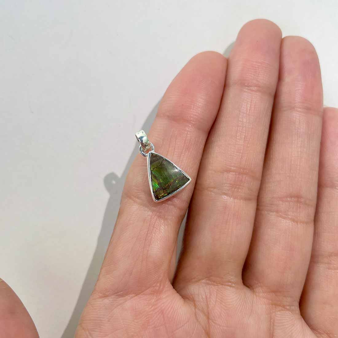 Ammolite Pendants-(AML-P-200.)