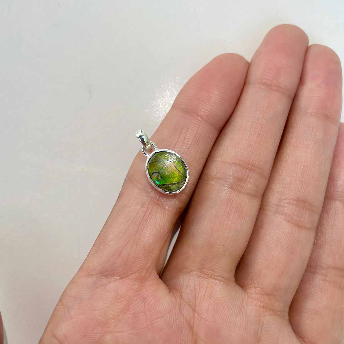 Ammolite Pendants-(AML-P-207.)