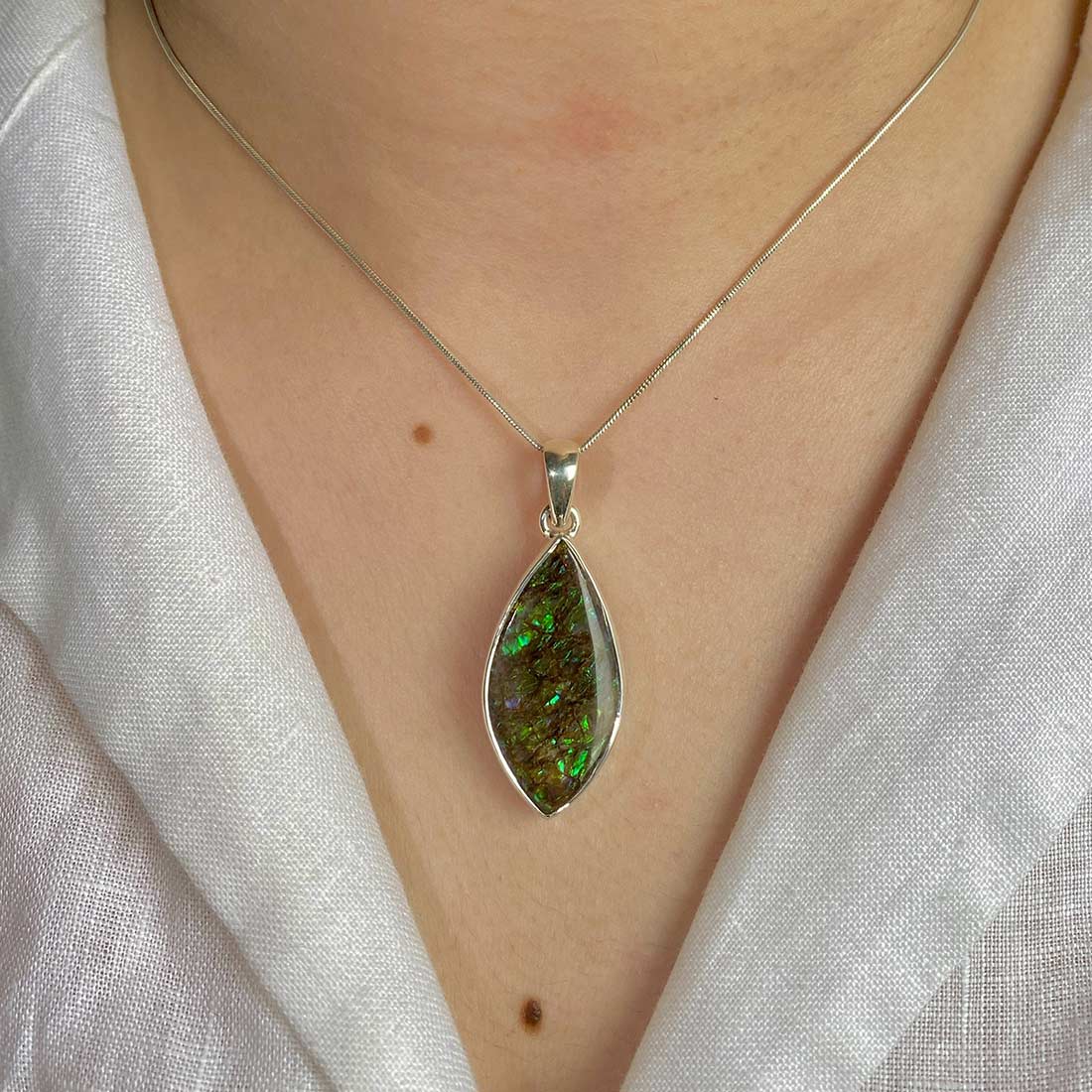 Ammolite Pendant-(AML-P-23.)