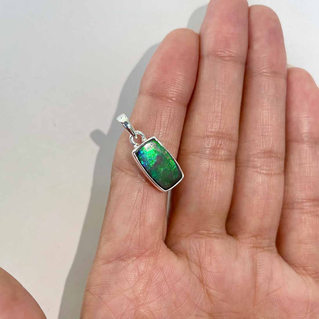 Ammolite Pendants-(AML-P-233.)