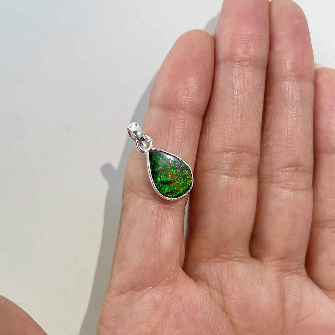 Ammolite Pendants-(AML-P-234.)