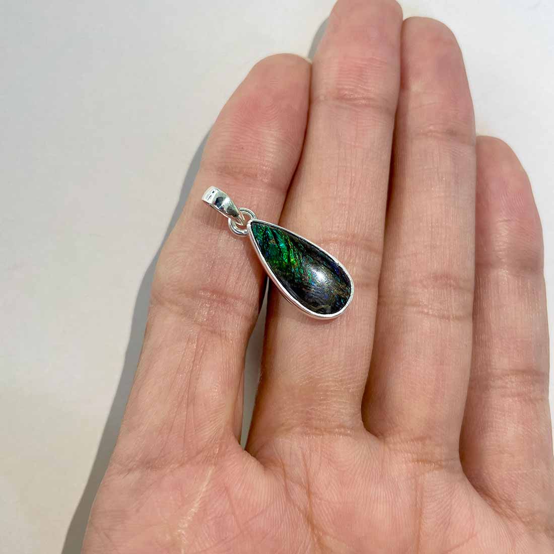 Ammolite Pendants-(AML-P-263.)