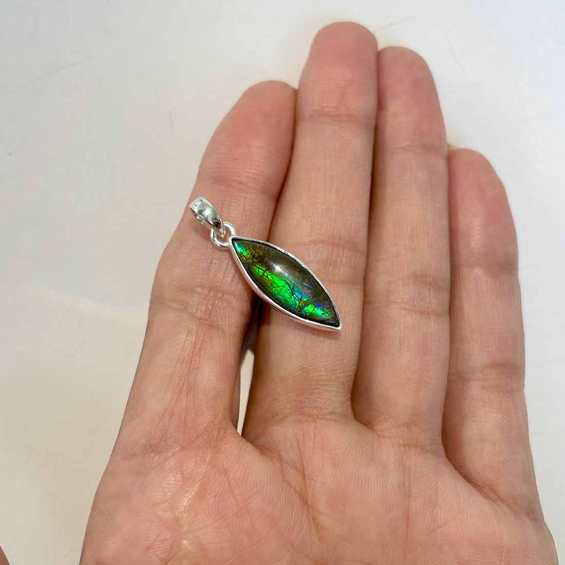 Ammolite Pendants-(AML-P-268.)