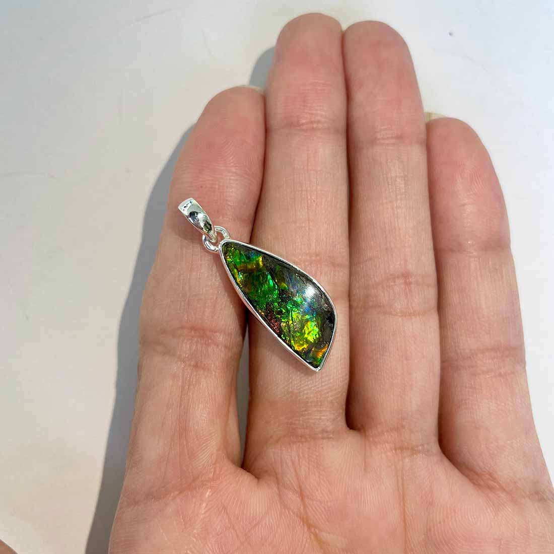 Ammolite Pendants-(AML-P-271.)