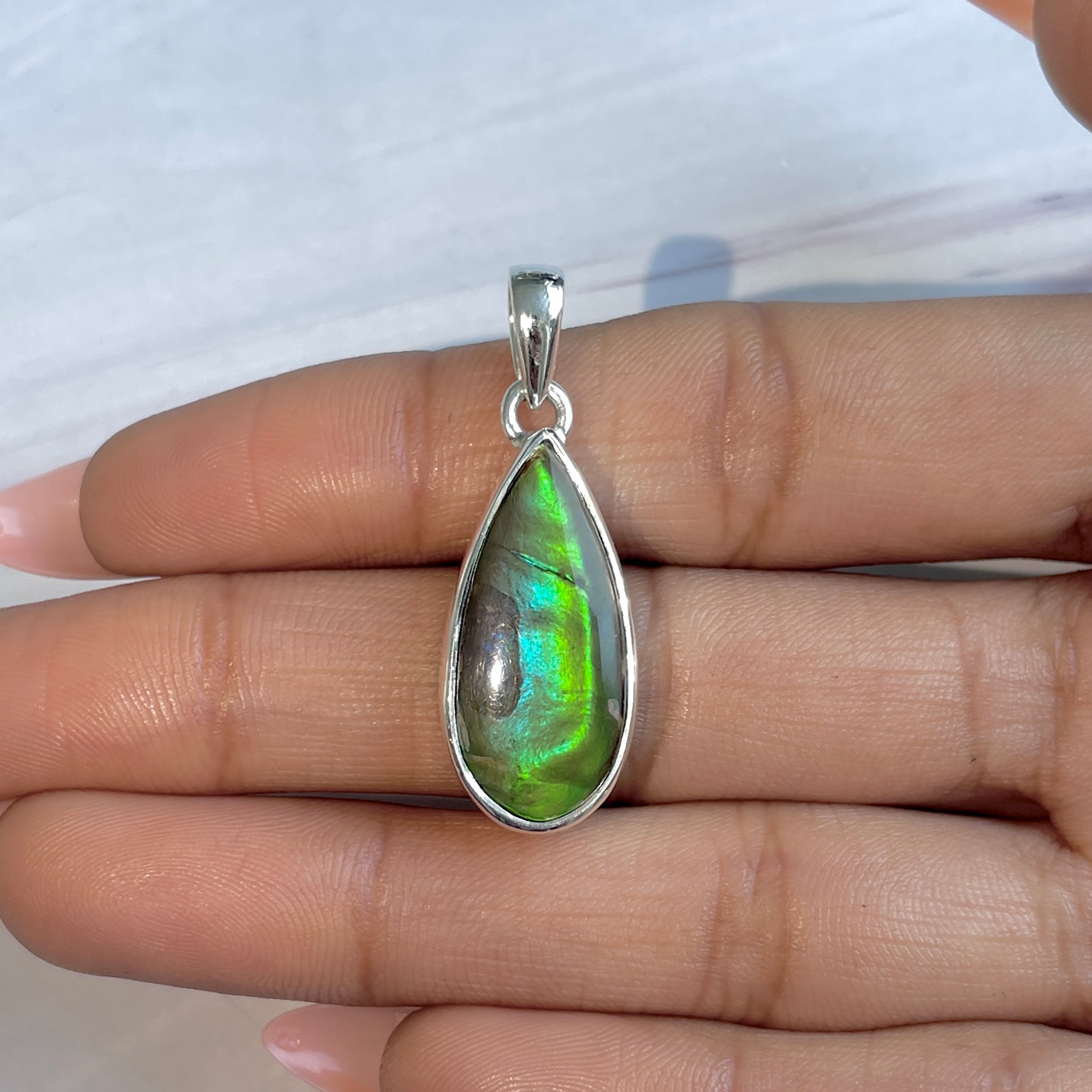 Ammolite Pendant-(AML-P-292.)