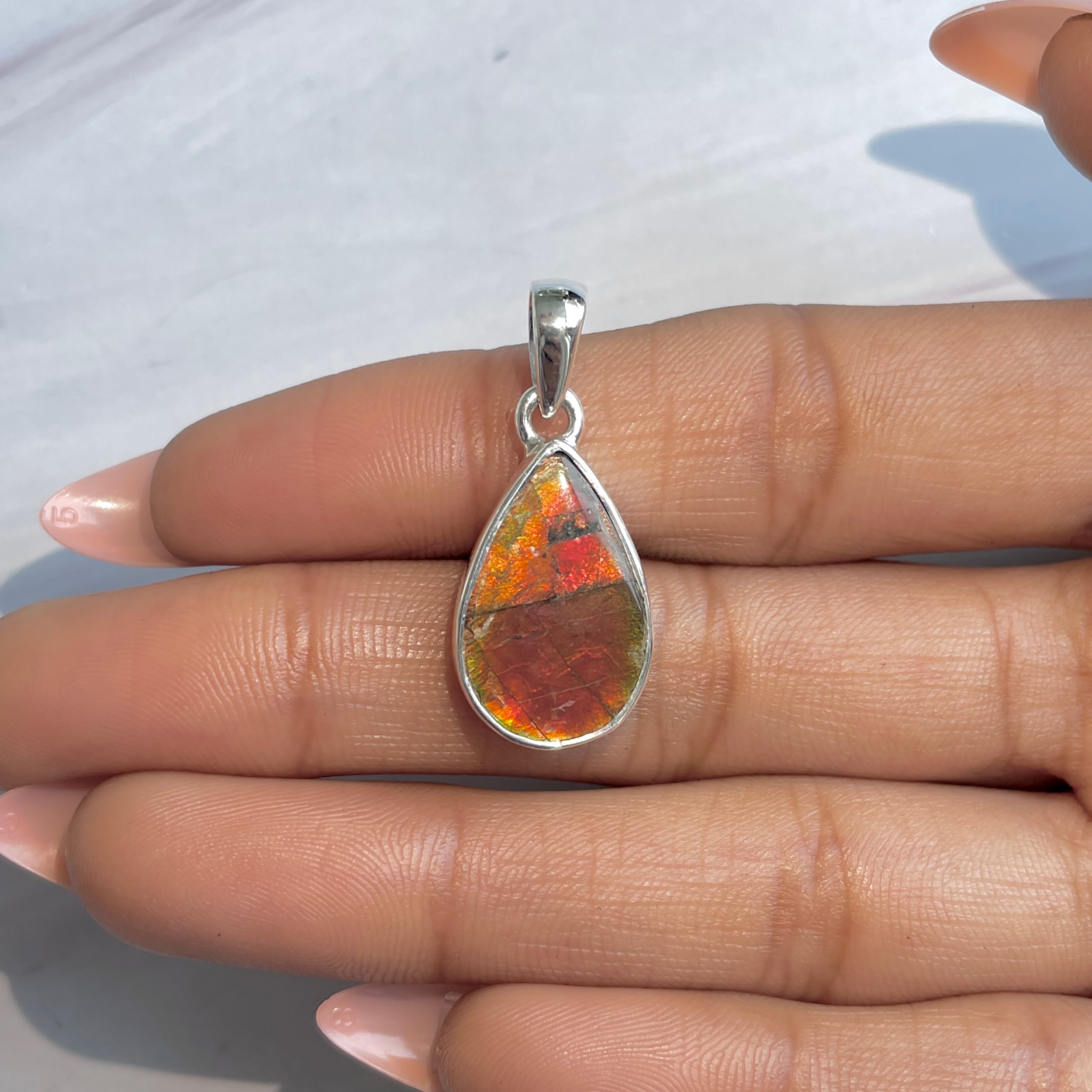 Ammolite Pendant-(AML-P-295.)