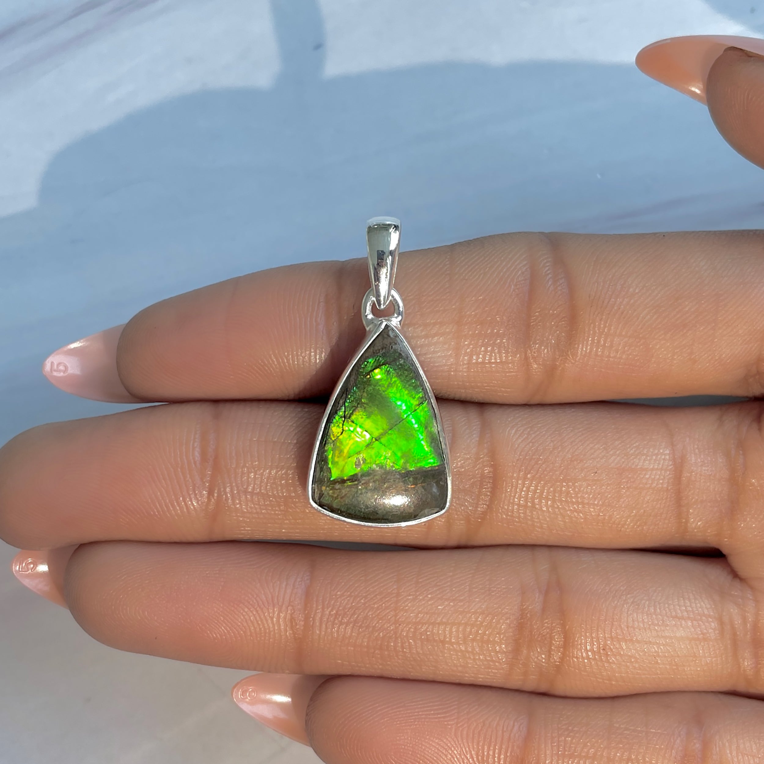 Ammolite Pendant-(AML-P-296.)