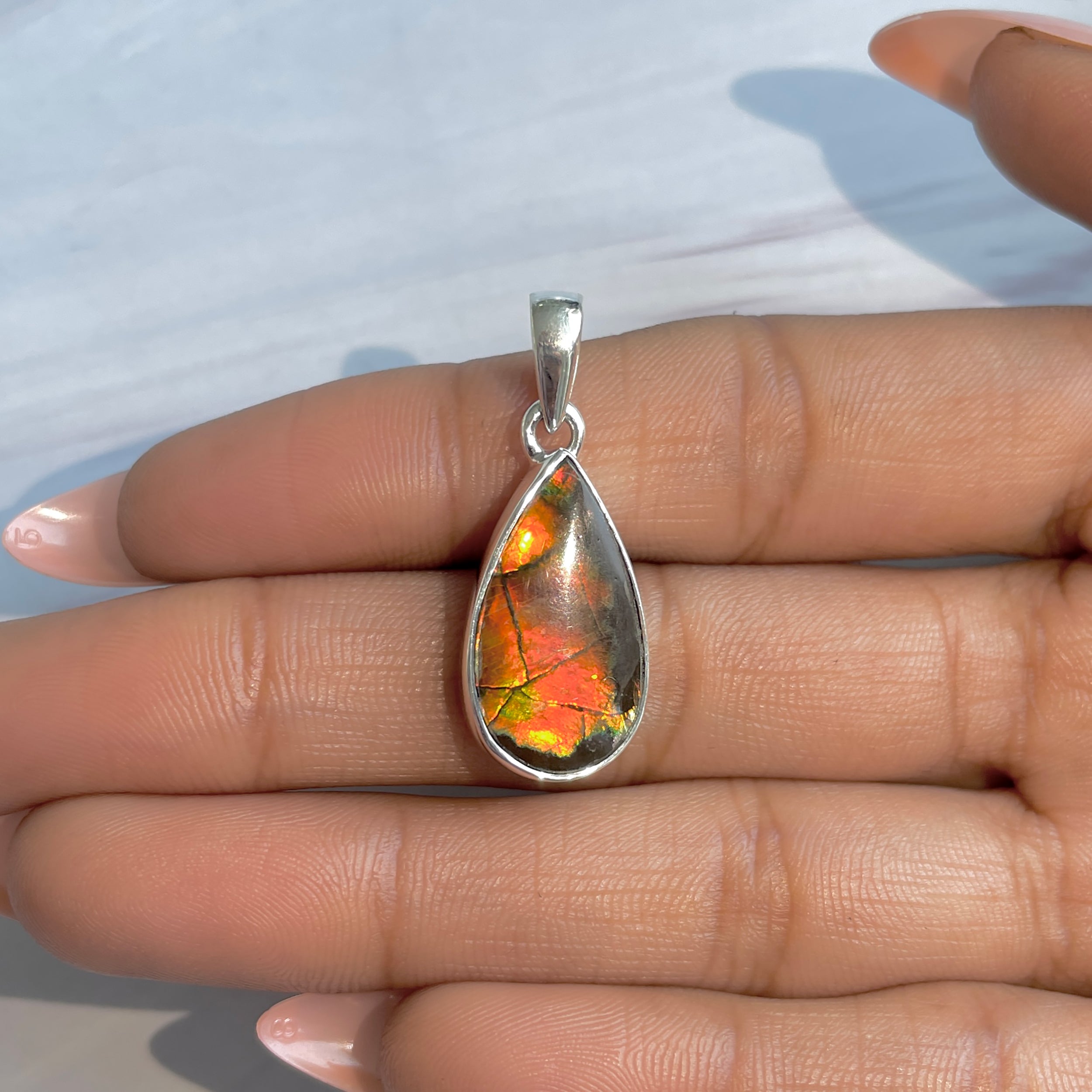 Ammolite Pendant-(AML-P-301.)
