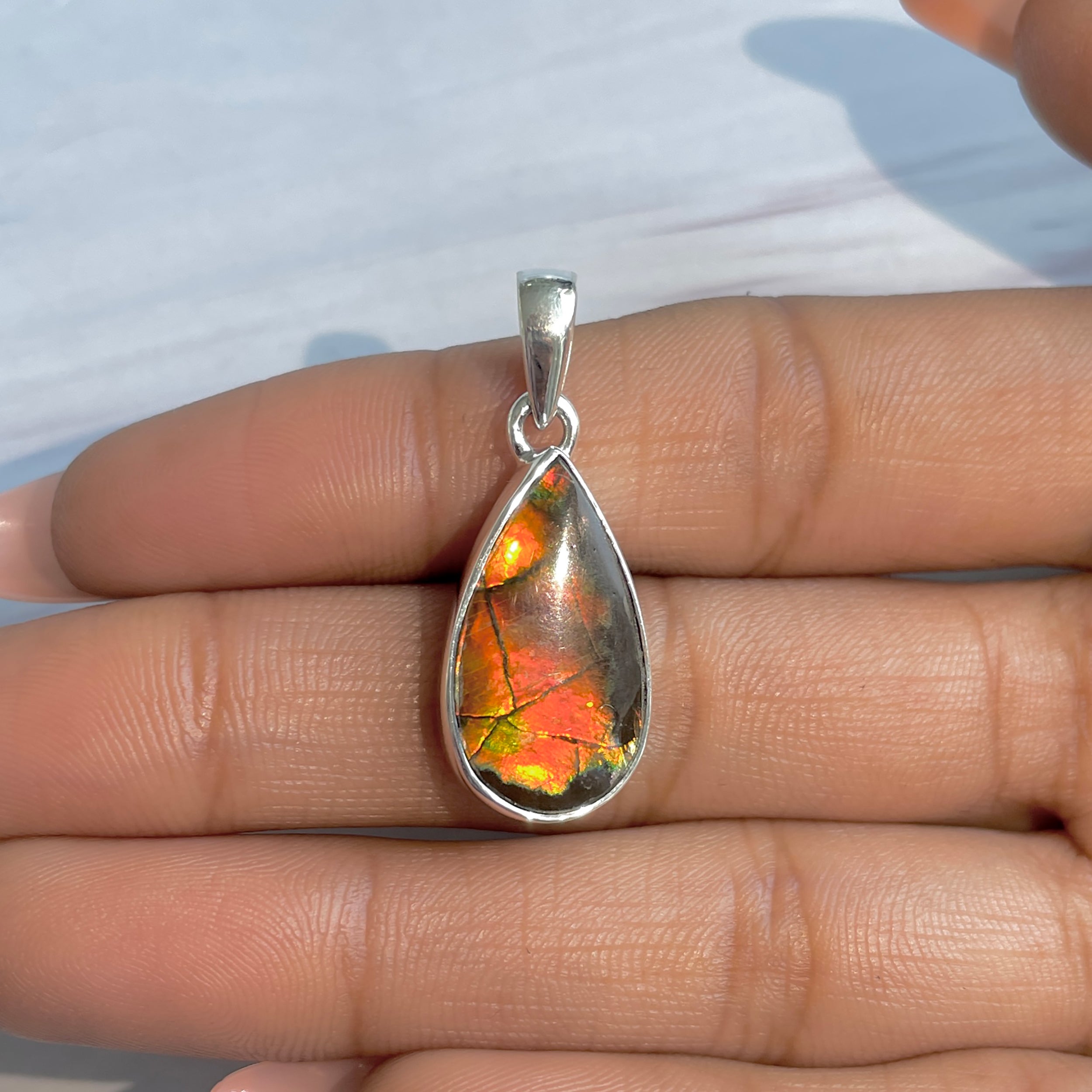 Ammolite Pendant-(AML-P-301.)