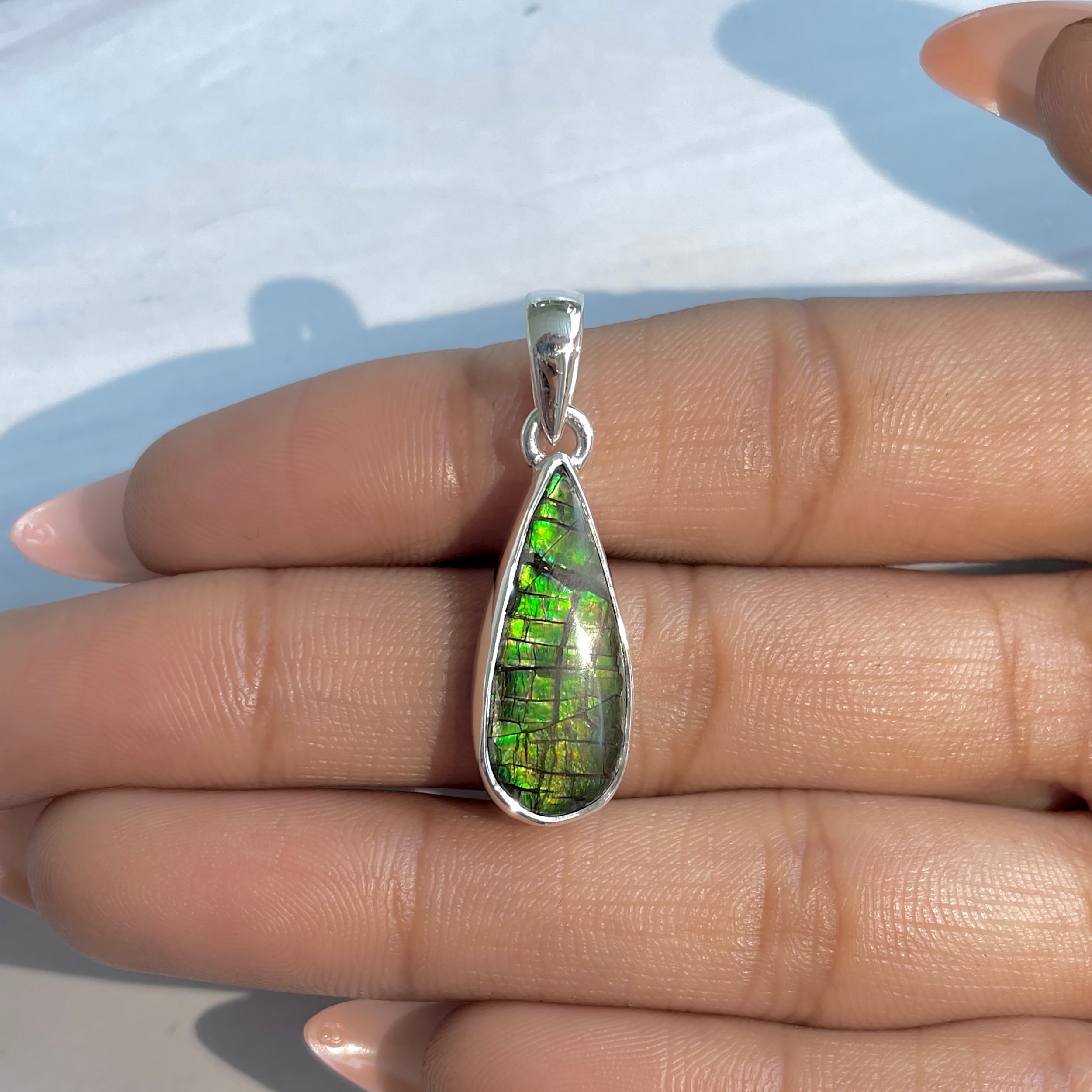 Ammolite Pendant-(AML-P-304.)
