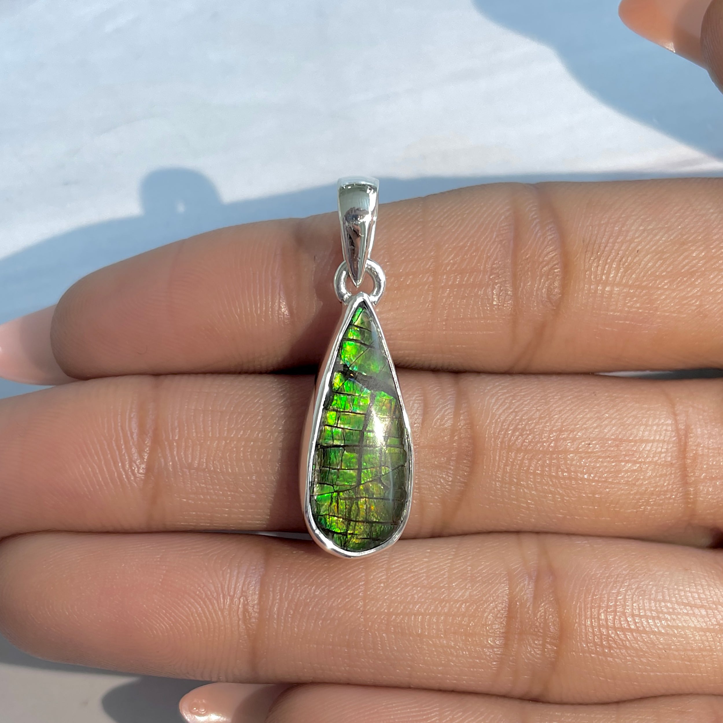 Ammolite Pendant-(AML-P-304.)