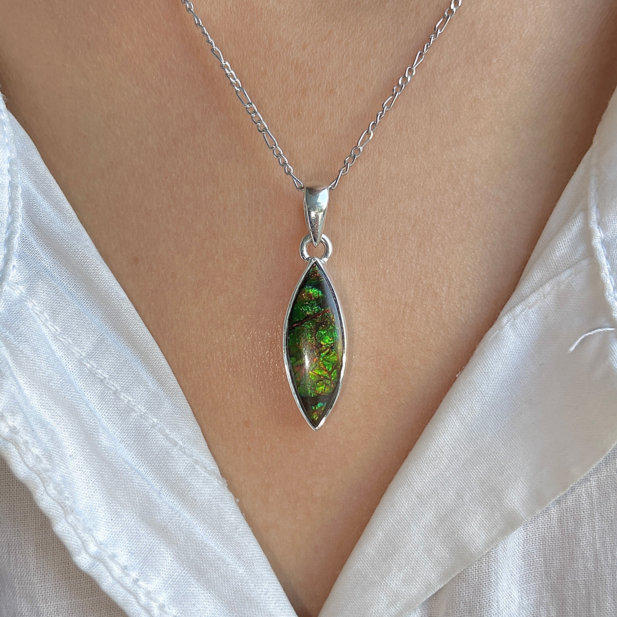 Ammolite Pendant-(AML-P-305.)