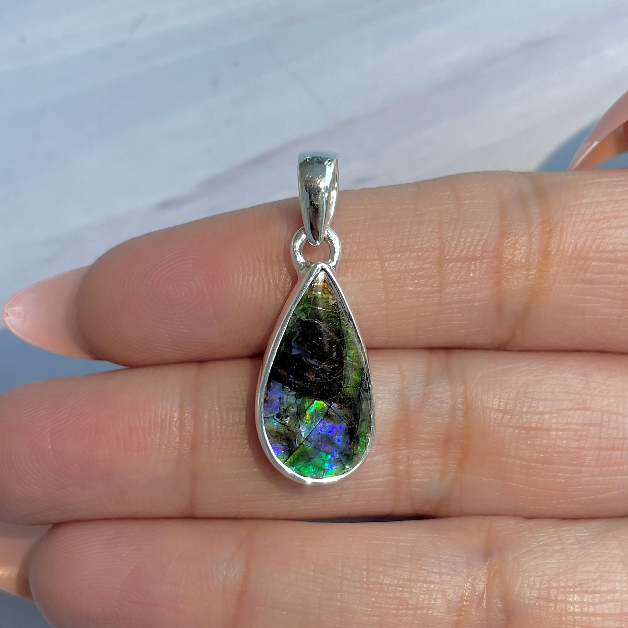 Ammolite Pendant-(AML-P-307.)