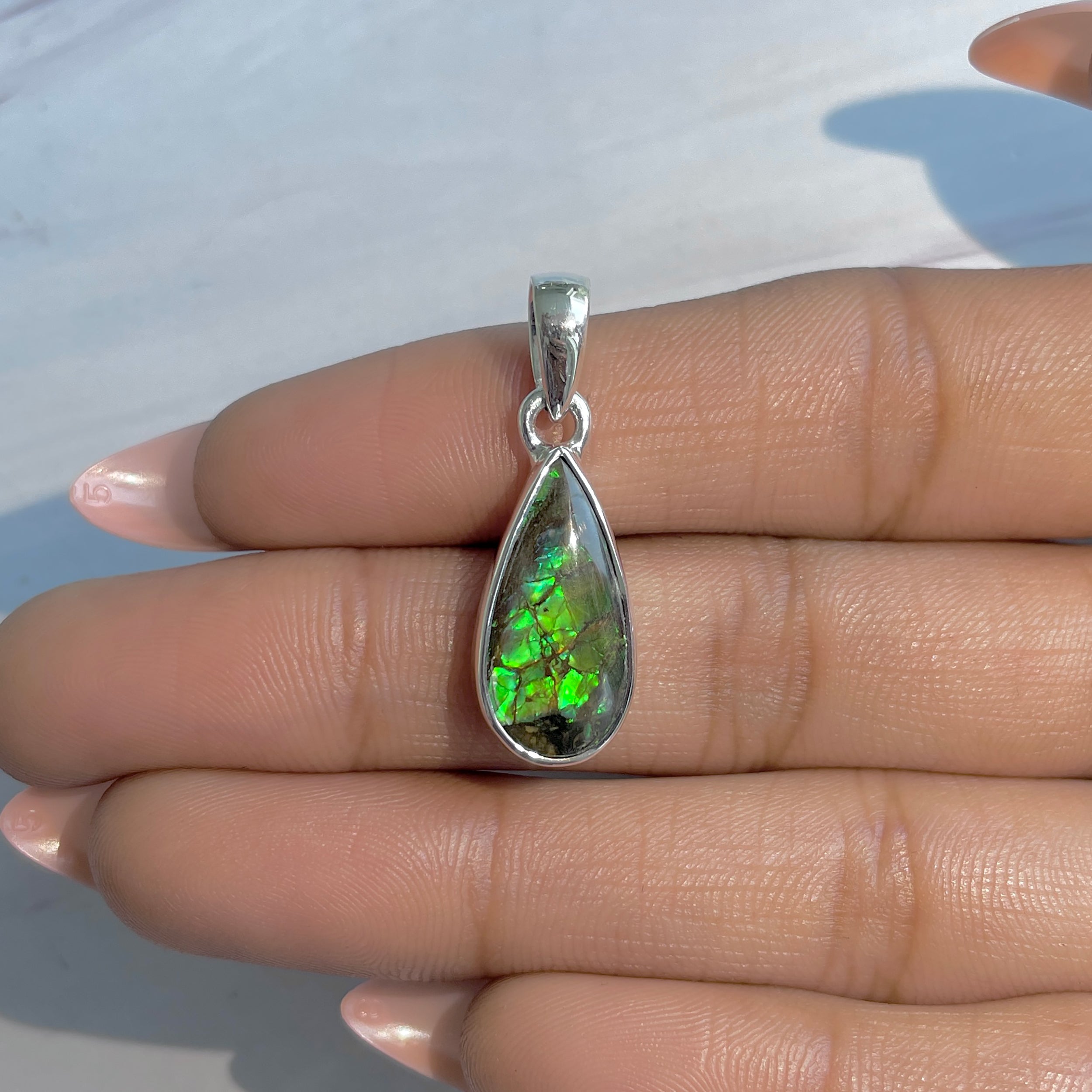 Ammolite Pendant-(AML-P-310.)
