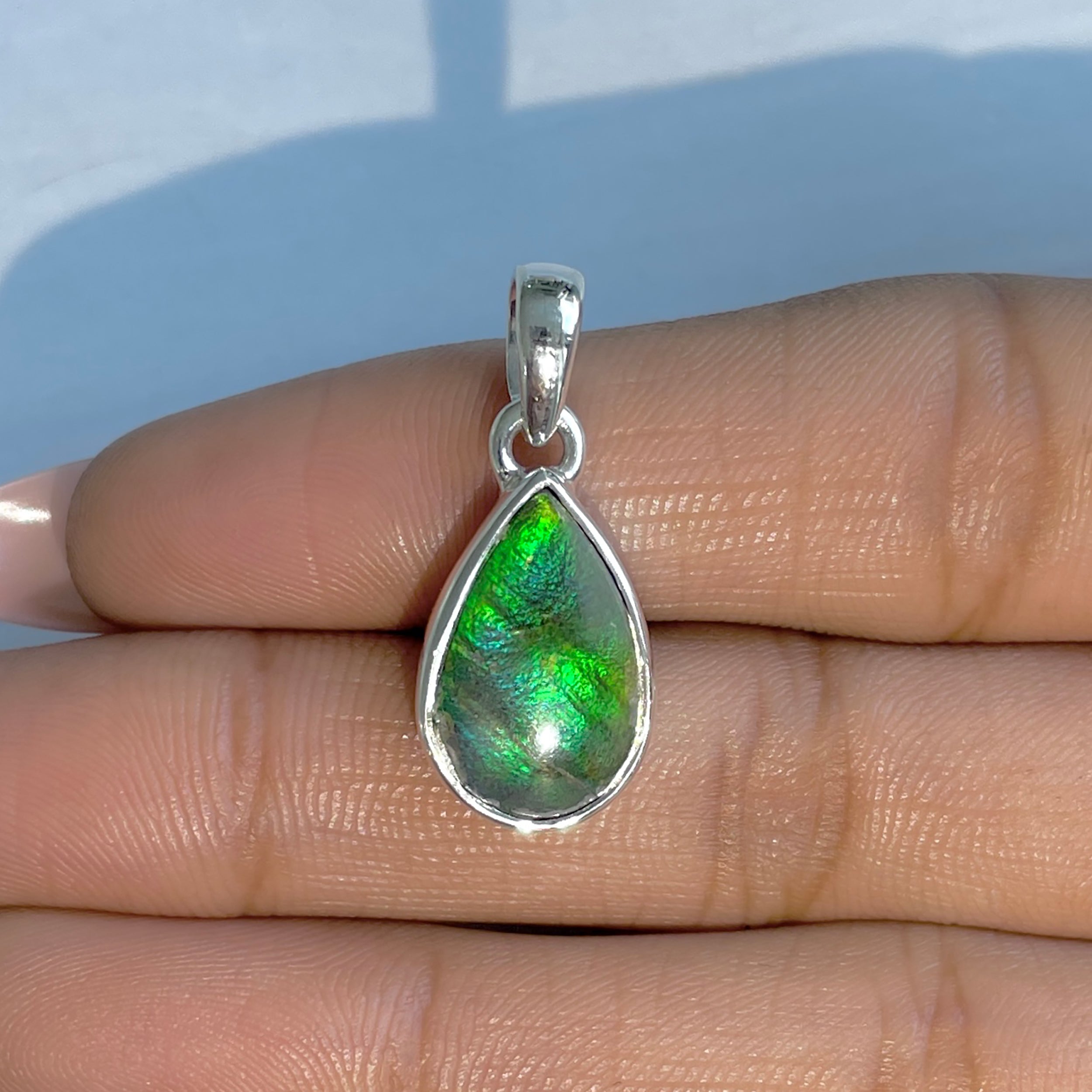 Ammolite Pendant-(AML-P-315.)