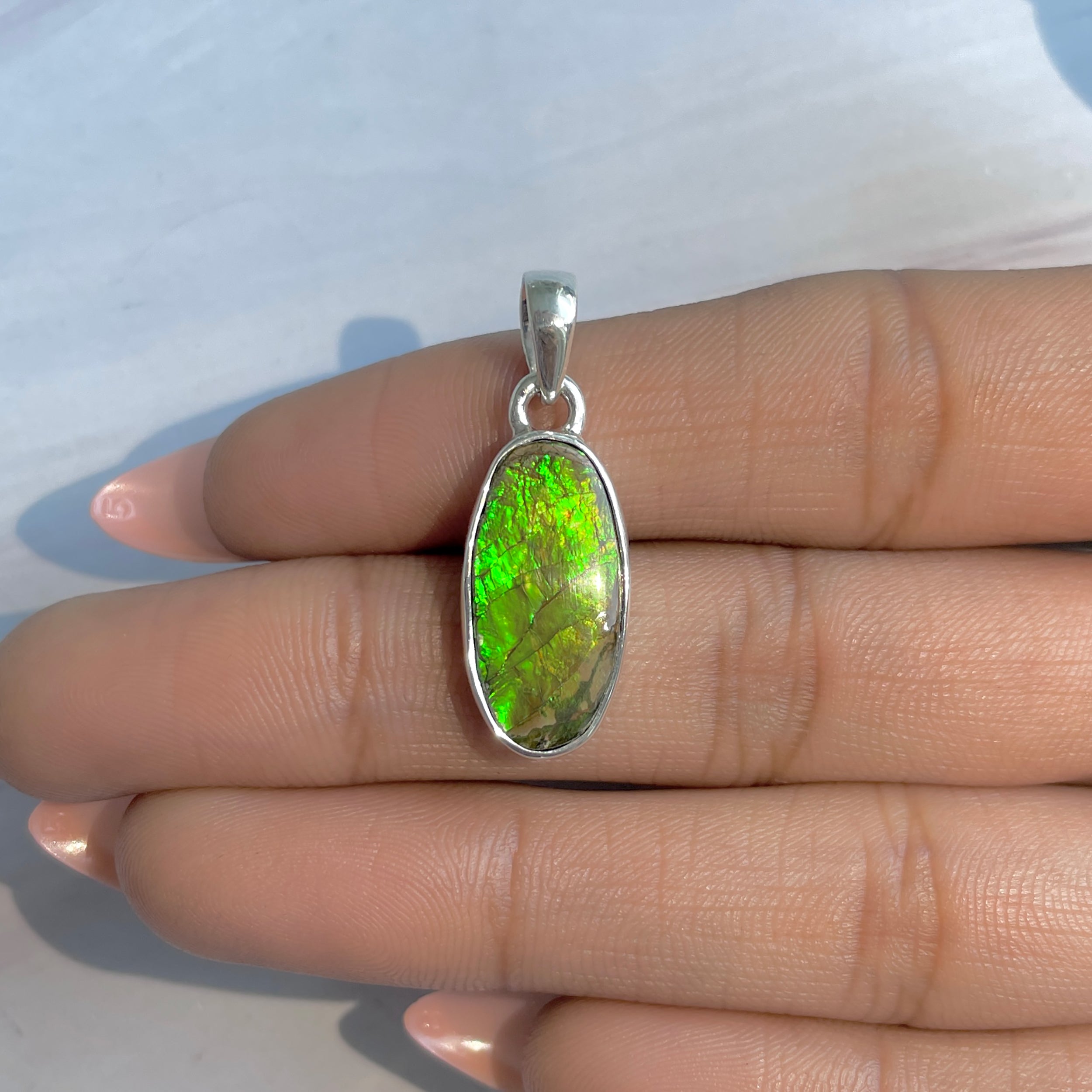 Ammolite Pendant-(AML-P-316.)